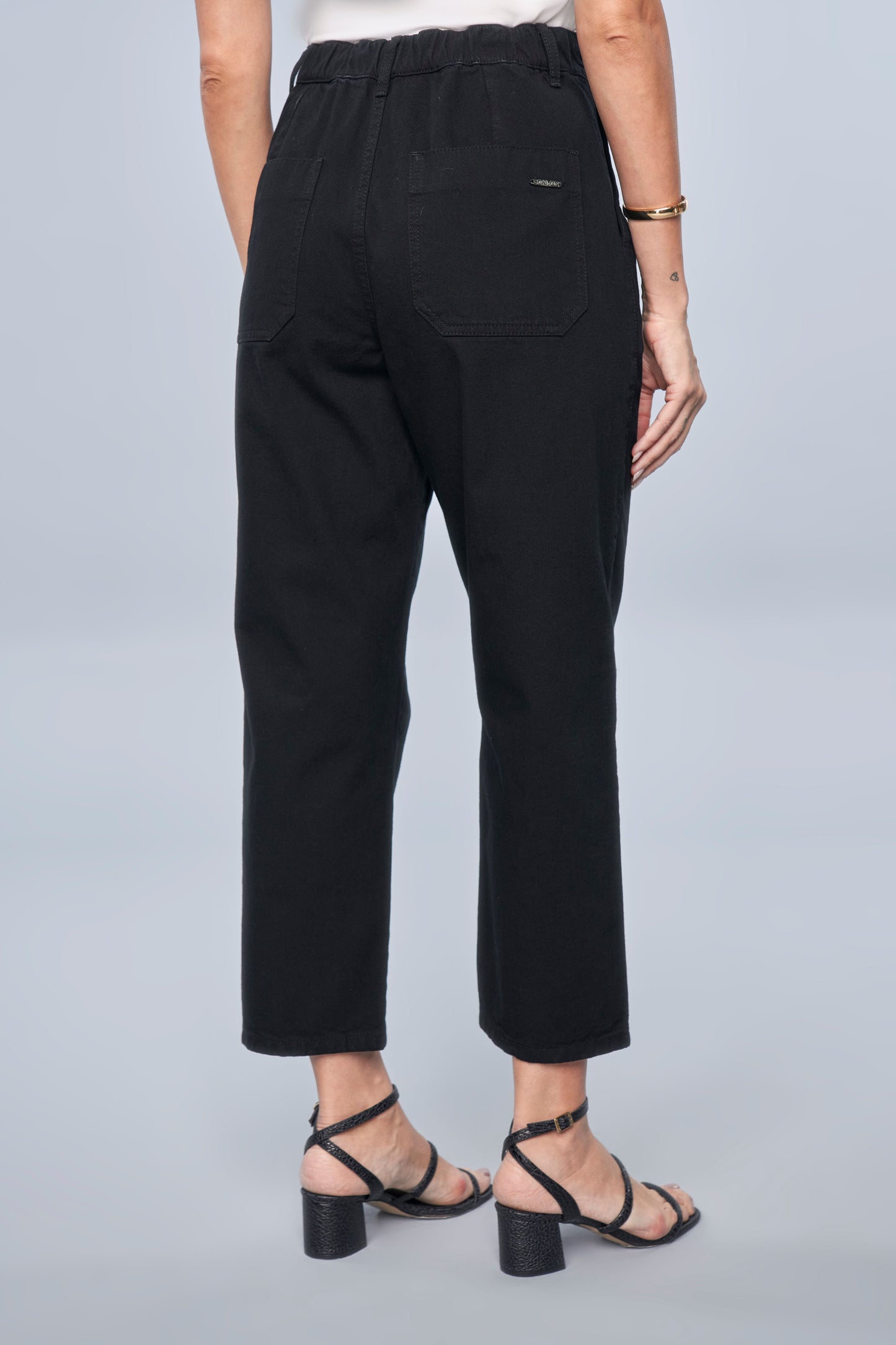 calça jeans black baggy cintura intermediária com elástico