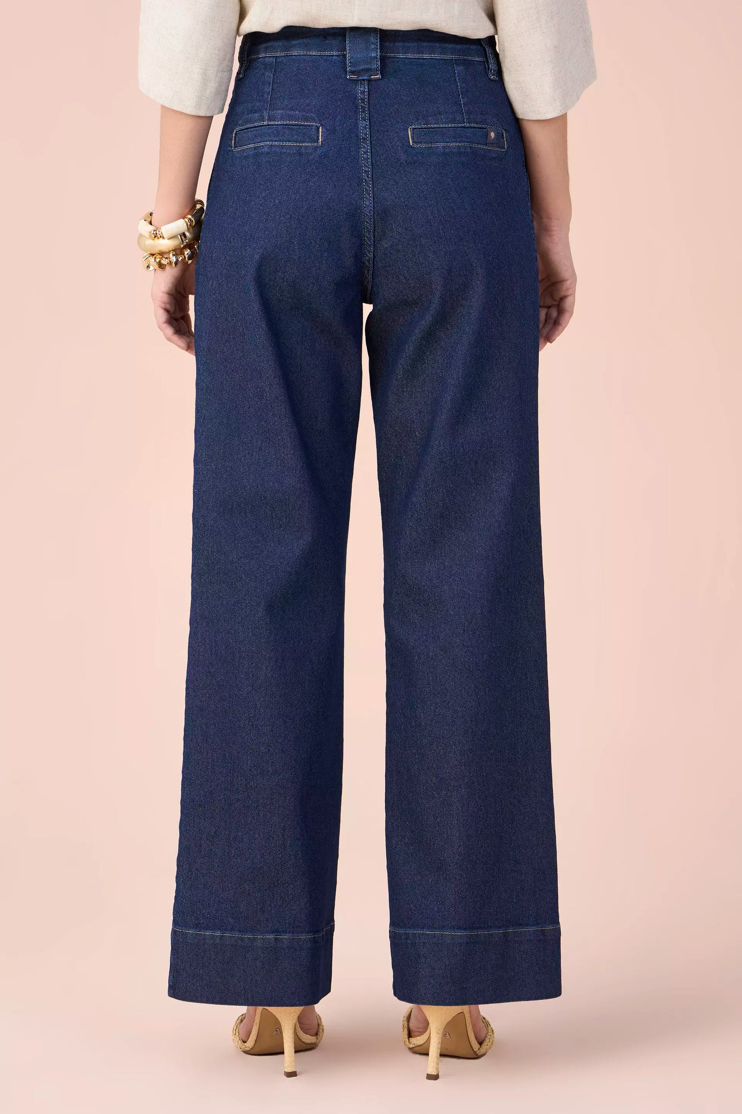 calça jeans wide leg cintura intermediária alfaiataria