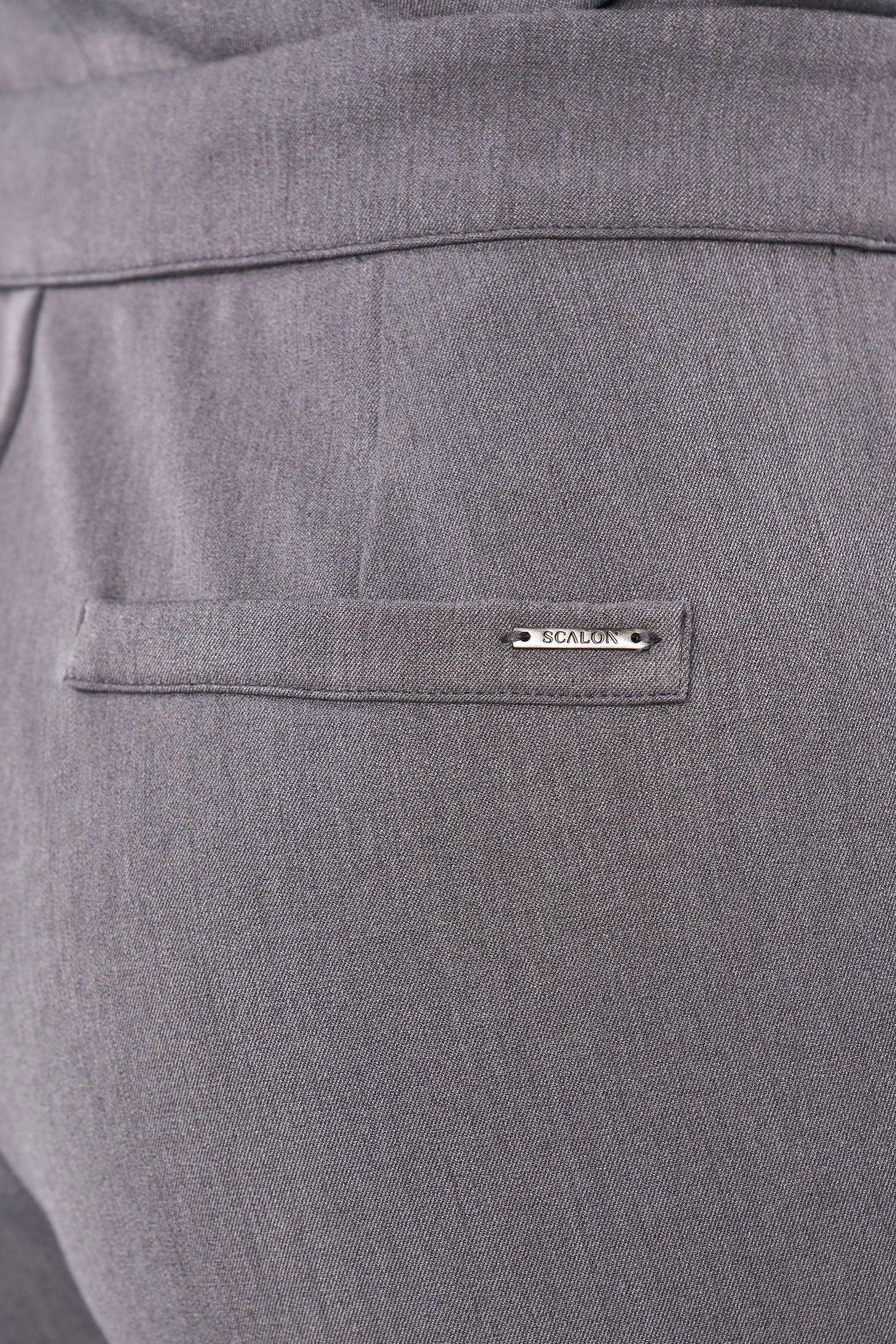 calça crepe reta cintura intermediária alfaiataria