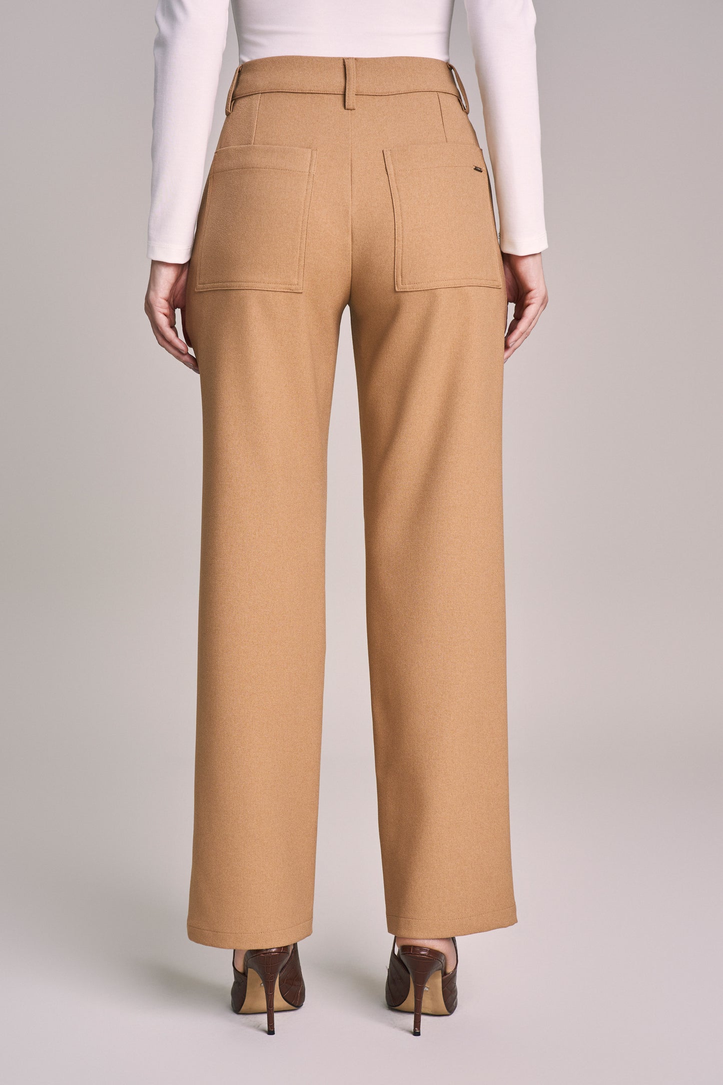 calça crepe reta cintura intermediária alfaiataria