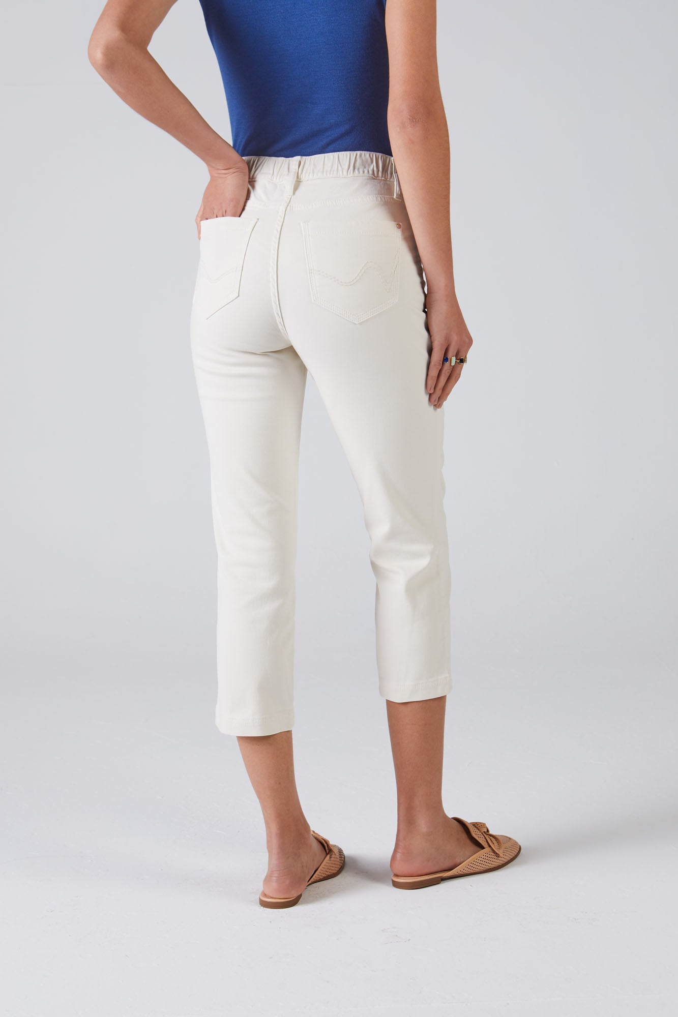 calça malha color cropped cintura intermediária com elástico