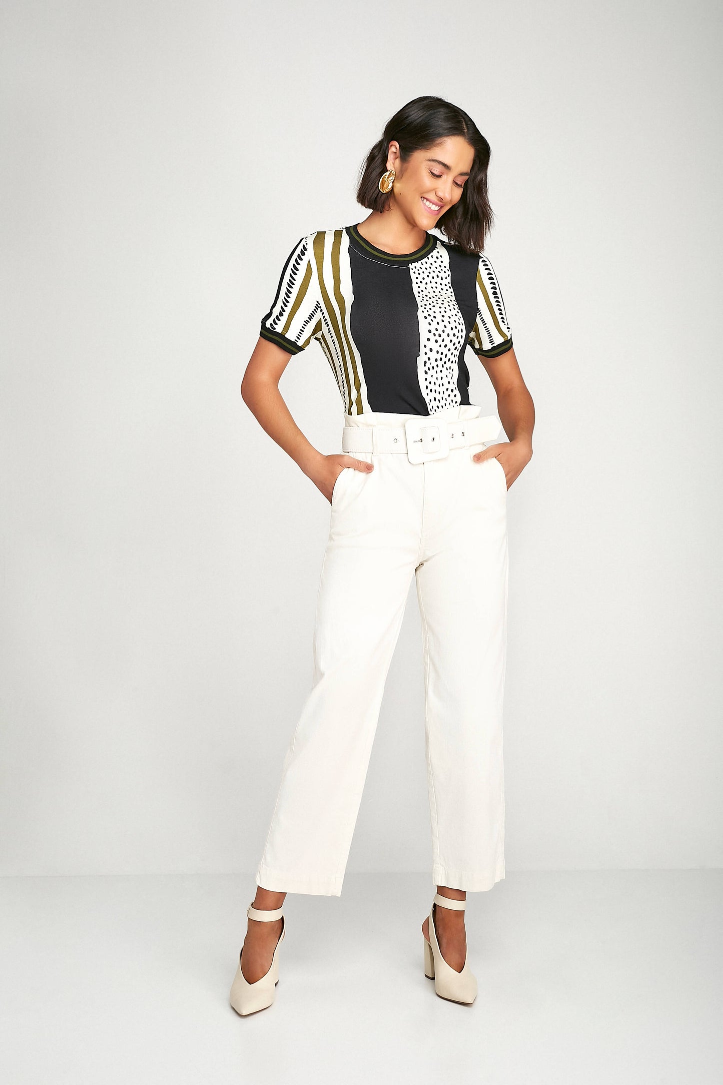 calça sarja pant cropped cintura alta em cotelê com cinto