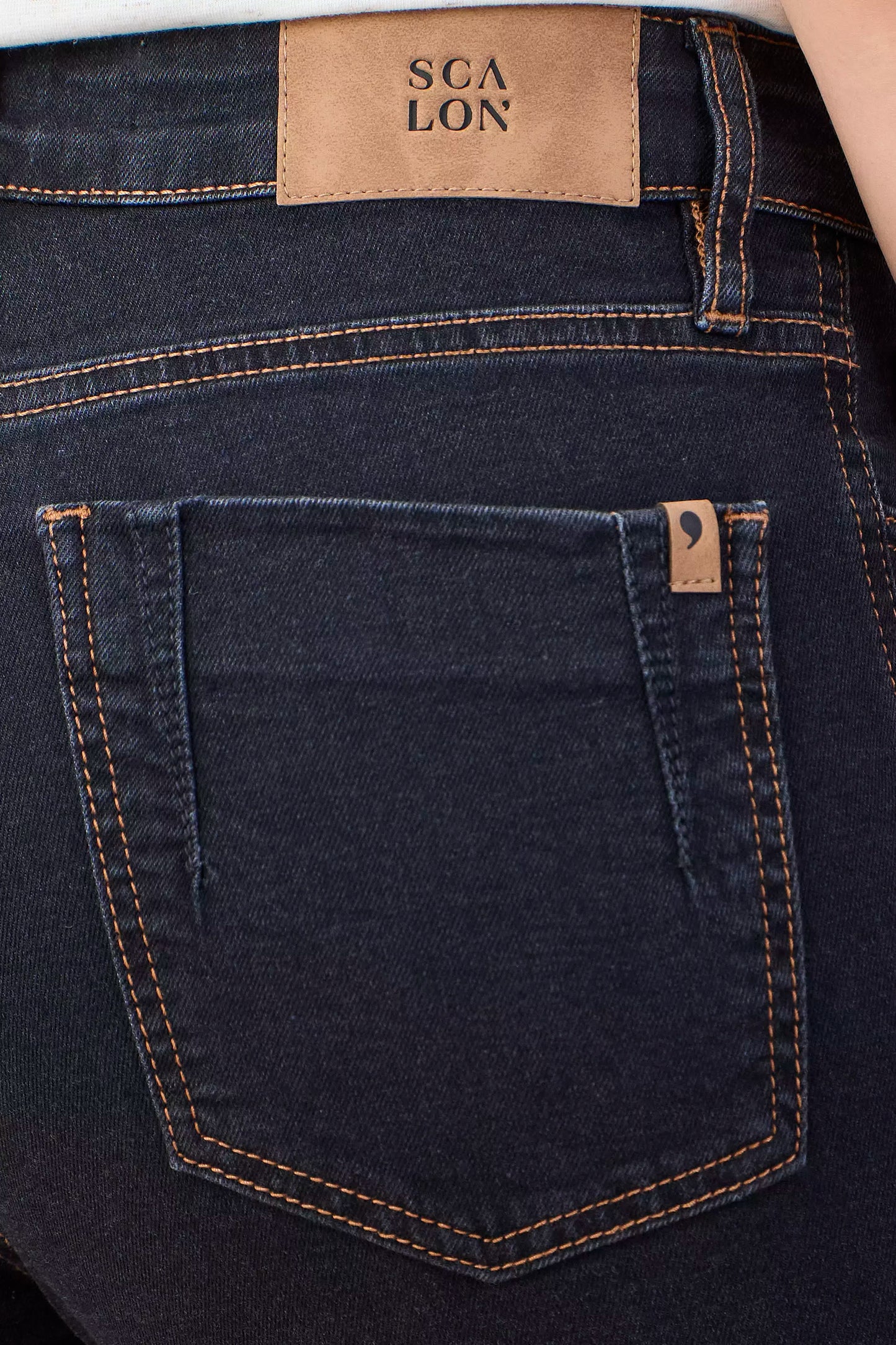 calça jeans black cropped cintura intermediária com cristais