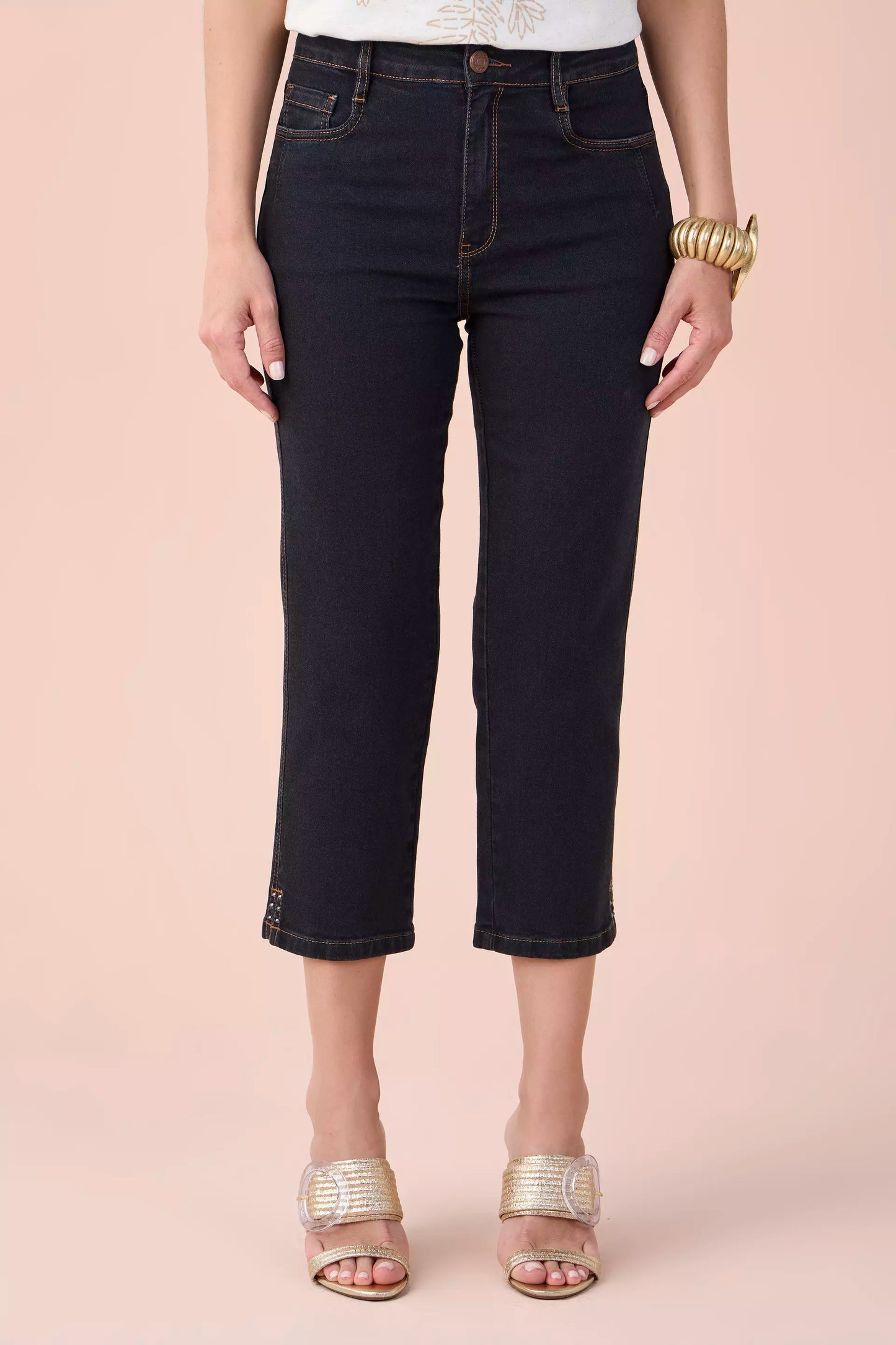 calça jeans black cropped cintura intermediária com cristais