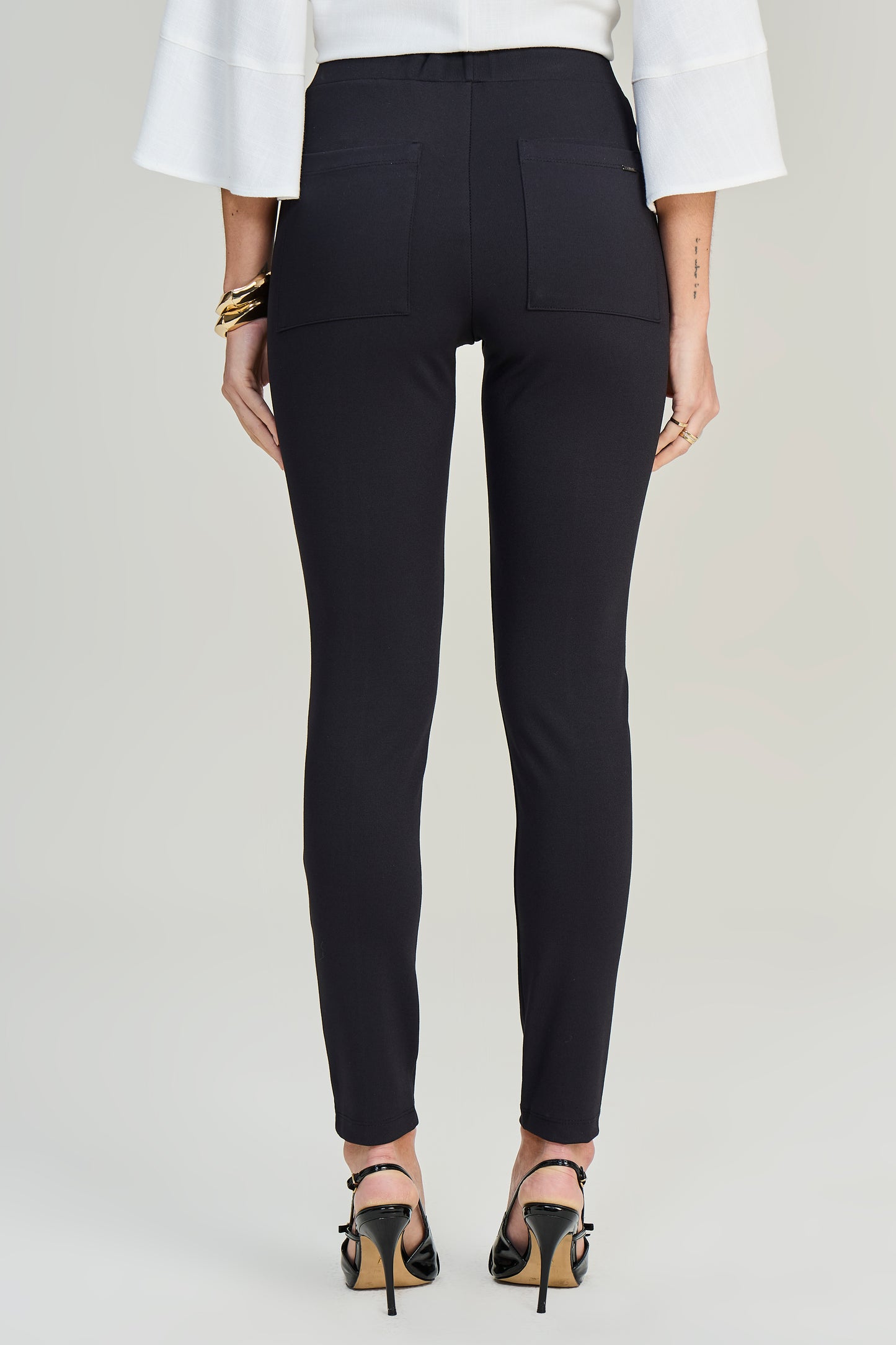 calça malha jegging cintura intermediária com nervura
