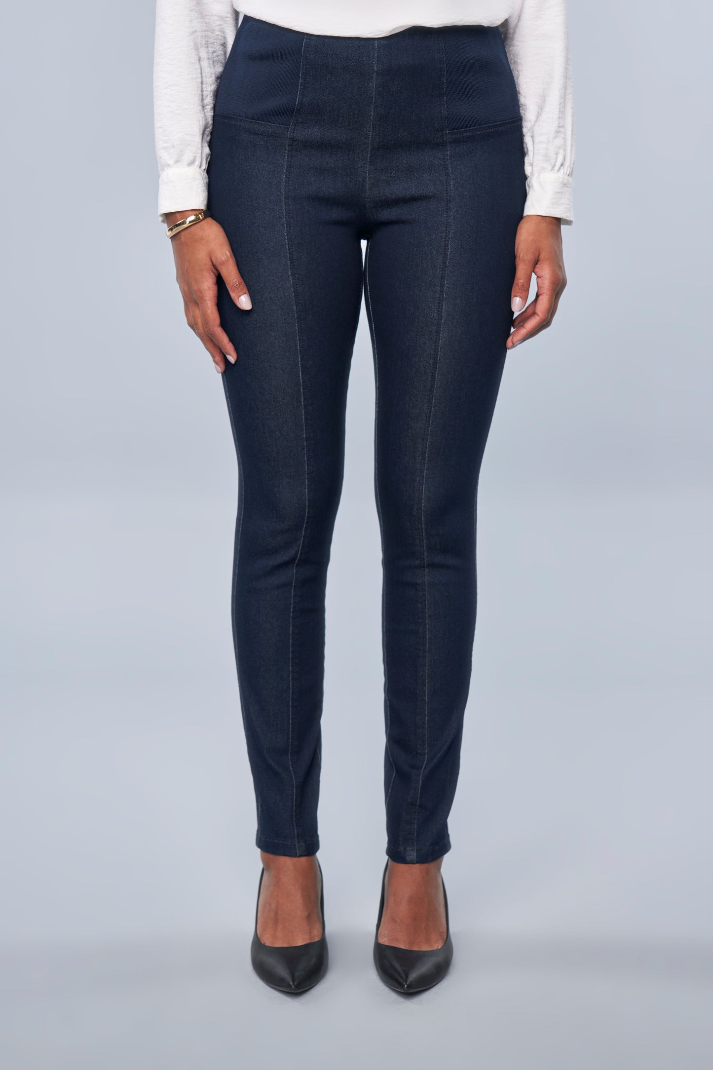 calça jeans malha skinny cintura intermediária cósde tricot largo