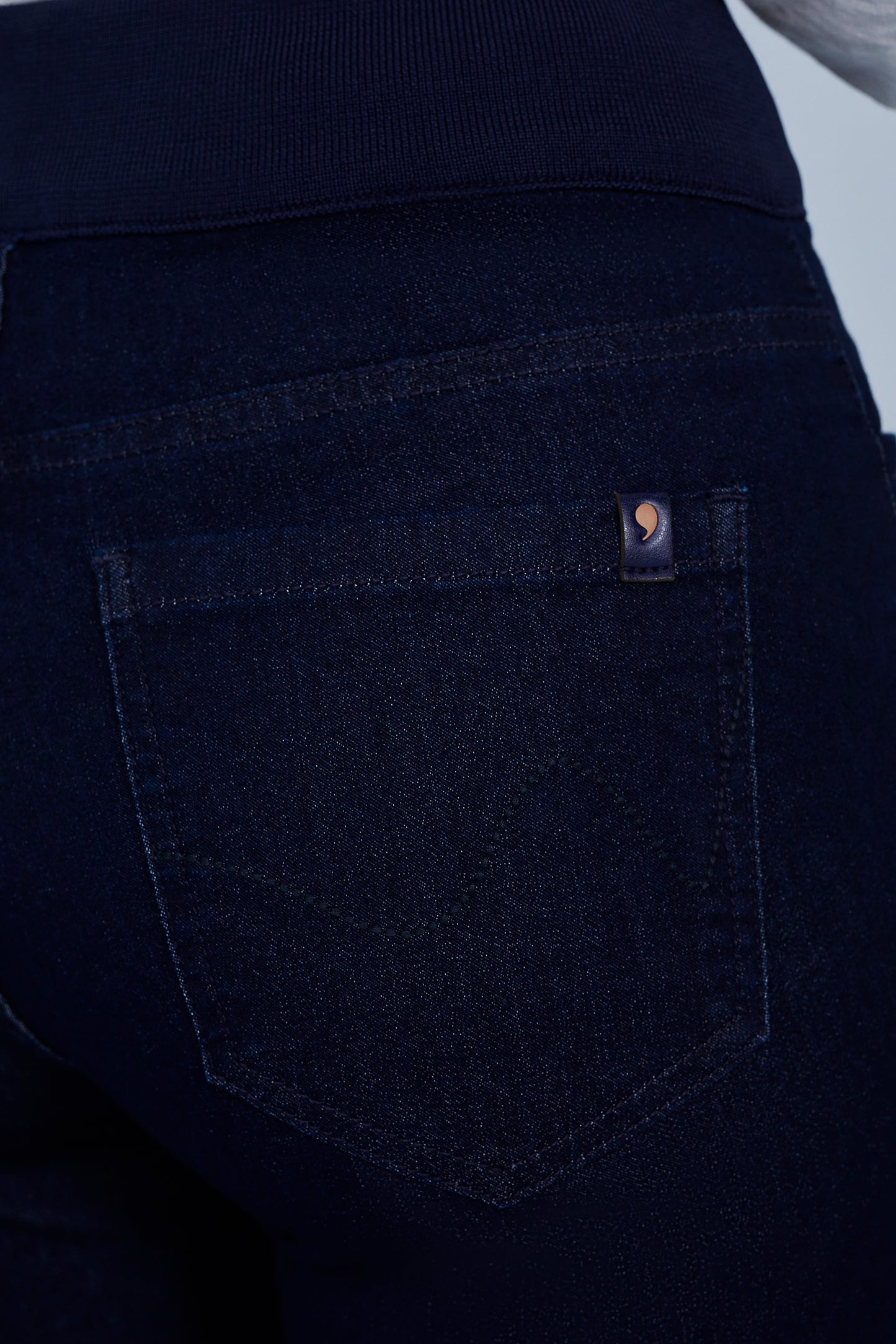 calça jeans skinny cintura intermediária cós de tricot