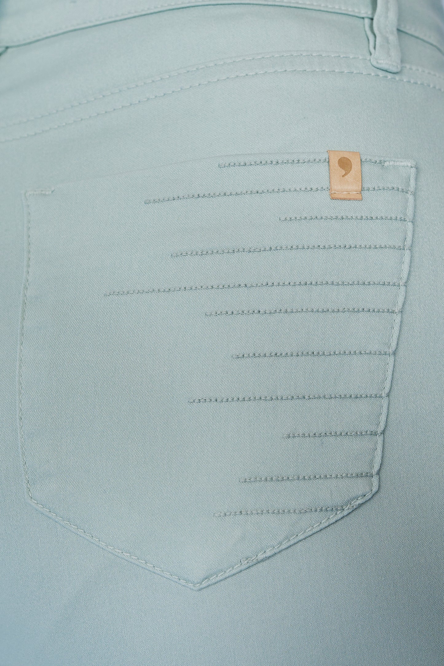 bermuda sarja midi cintura intermediária com detalhe pespontos bordados