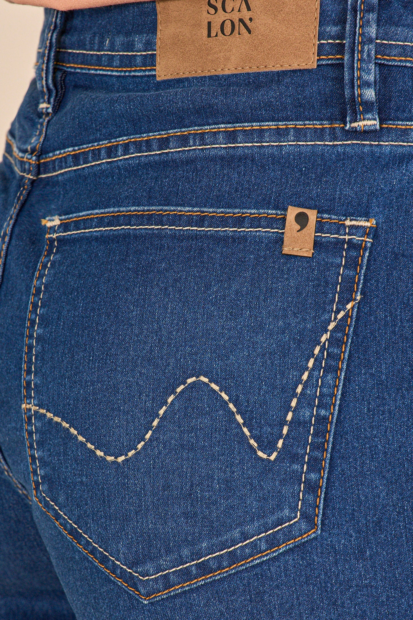 bermuda jeans midi cintura intermediária tradicional