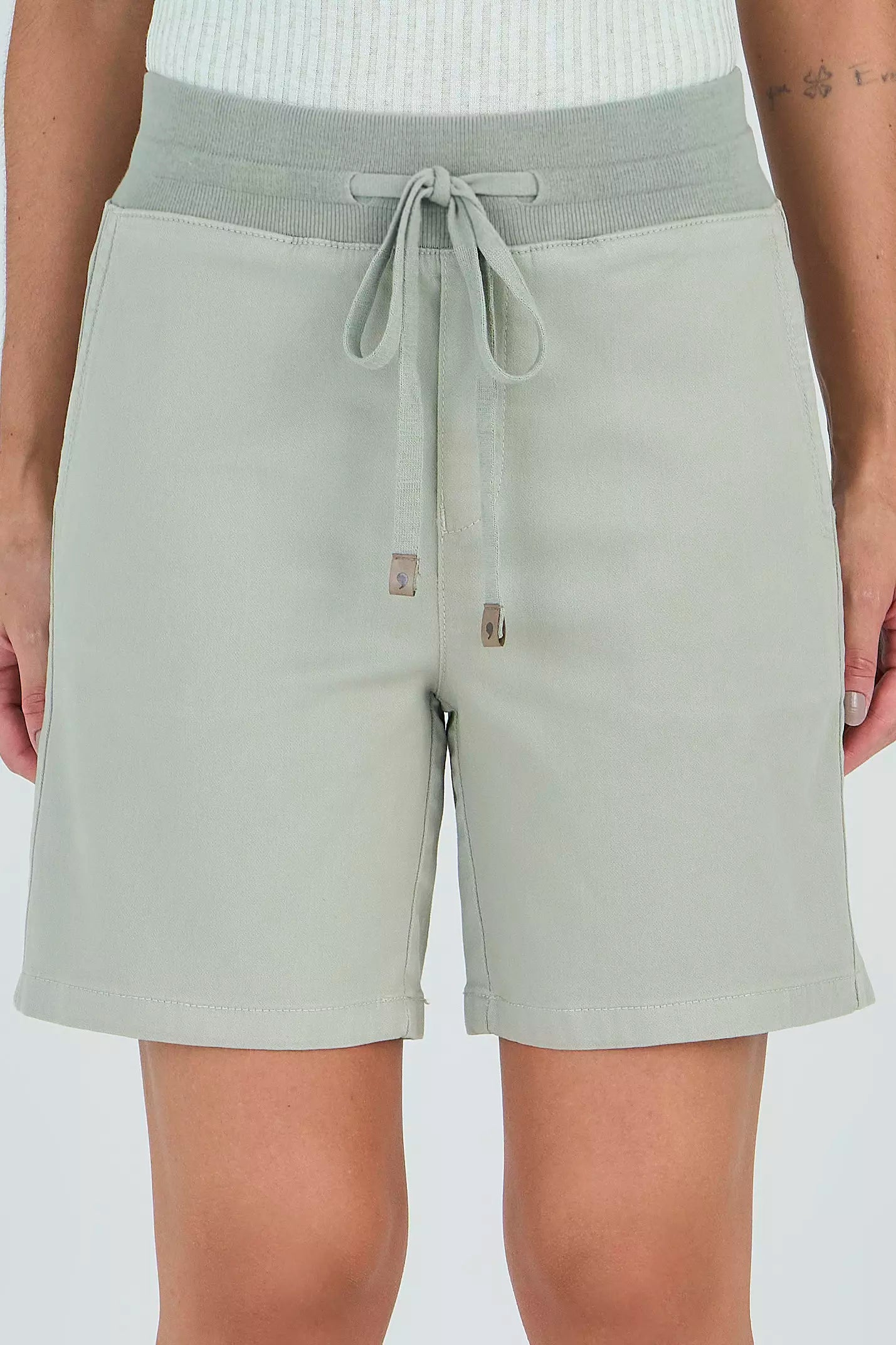 bermuda malha color midi comfort cintura intermedíaria cós tricot
