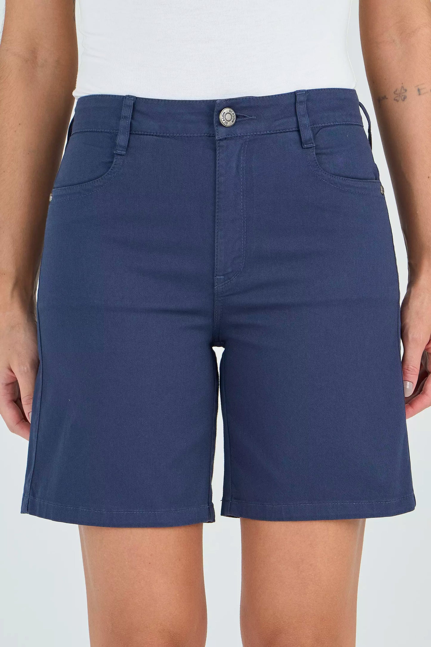 bermuda sarja color midi cintura intermedíaria básica