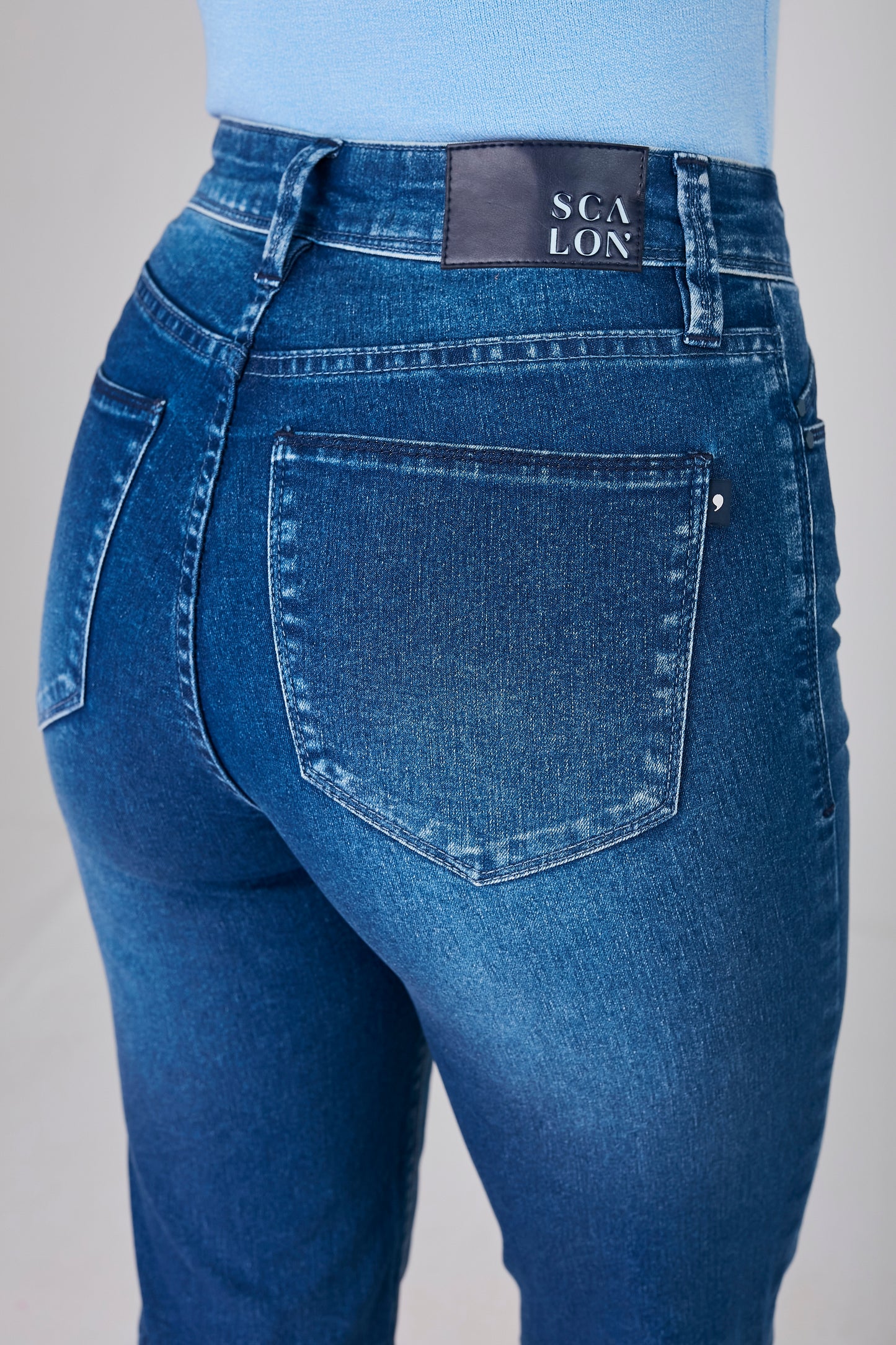 bermuda jeans longa cintura intermediária