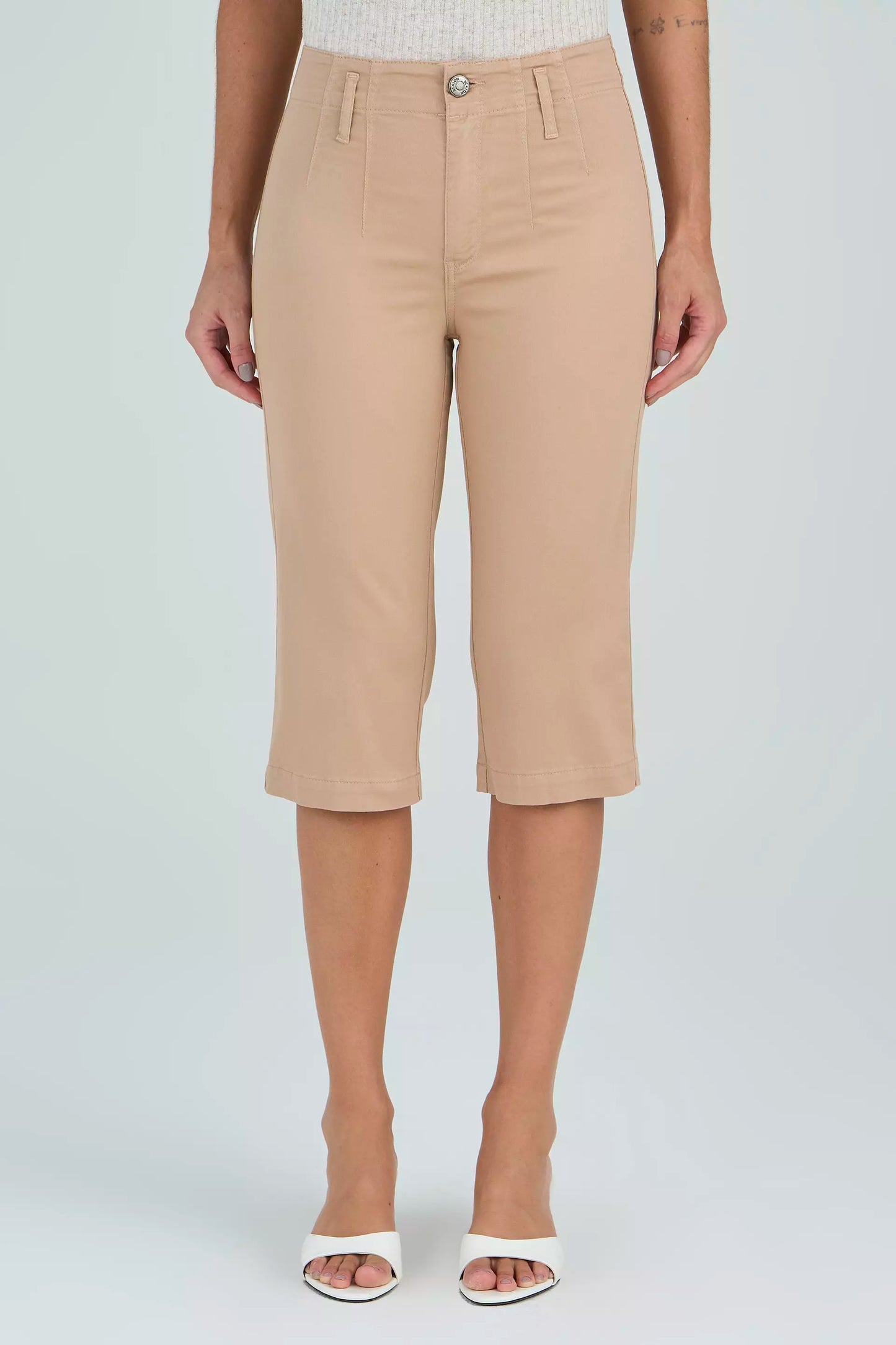calça sarja color corsário cintura intermediária com pences