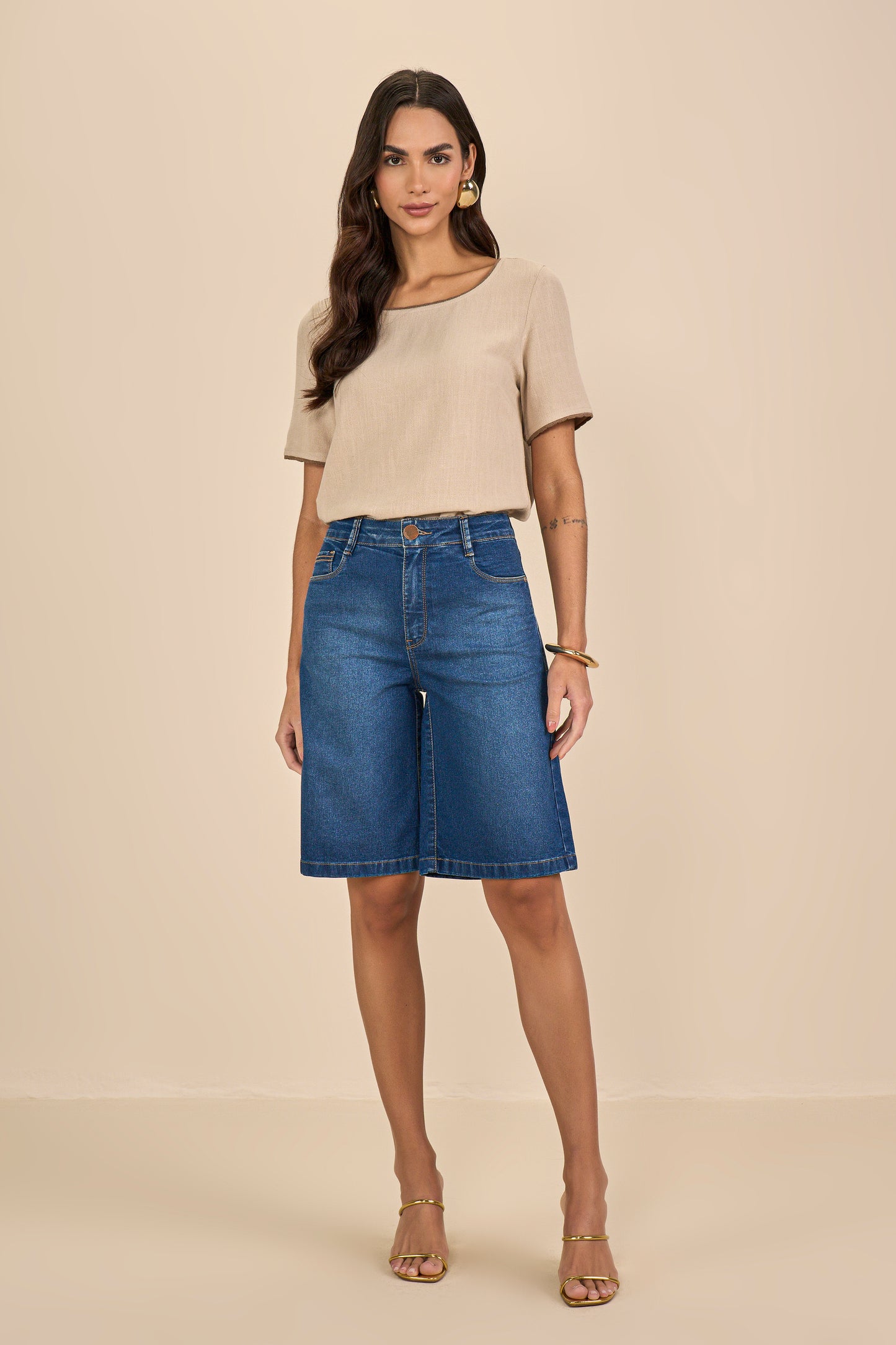 bermuda jeans jorts cintura intermediária com ponto corrente