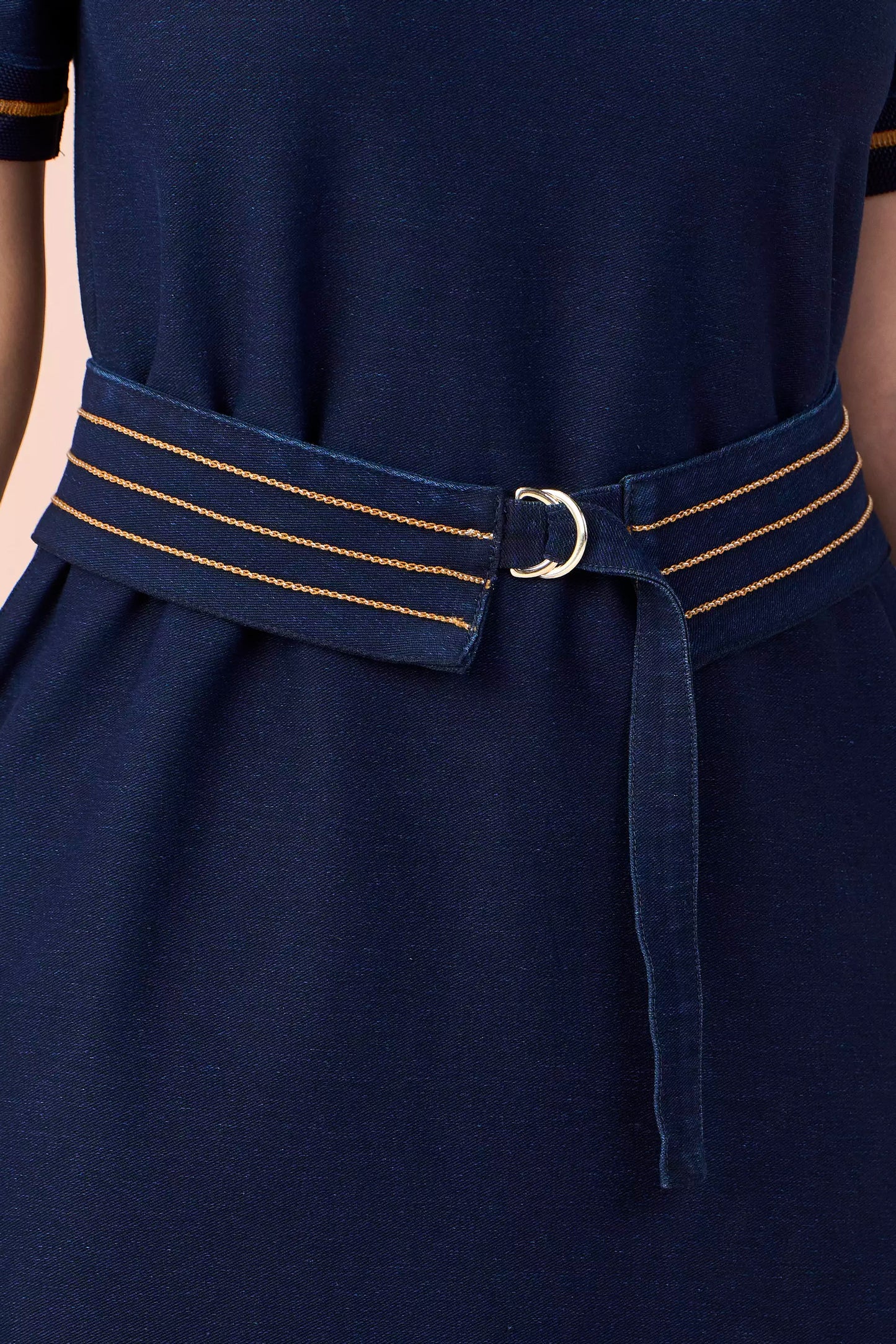 vestido malha denim curto manga curta com cinto