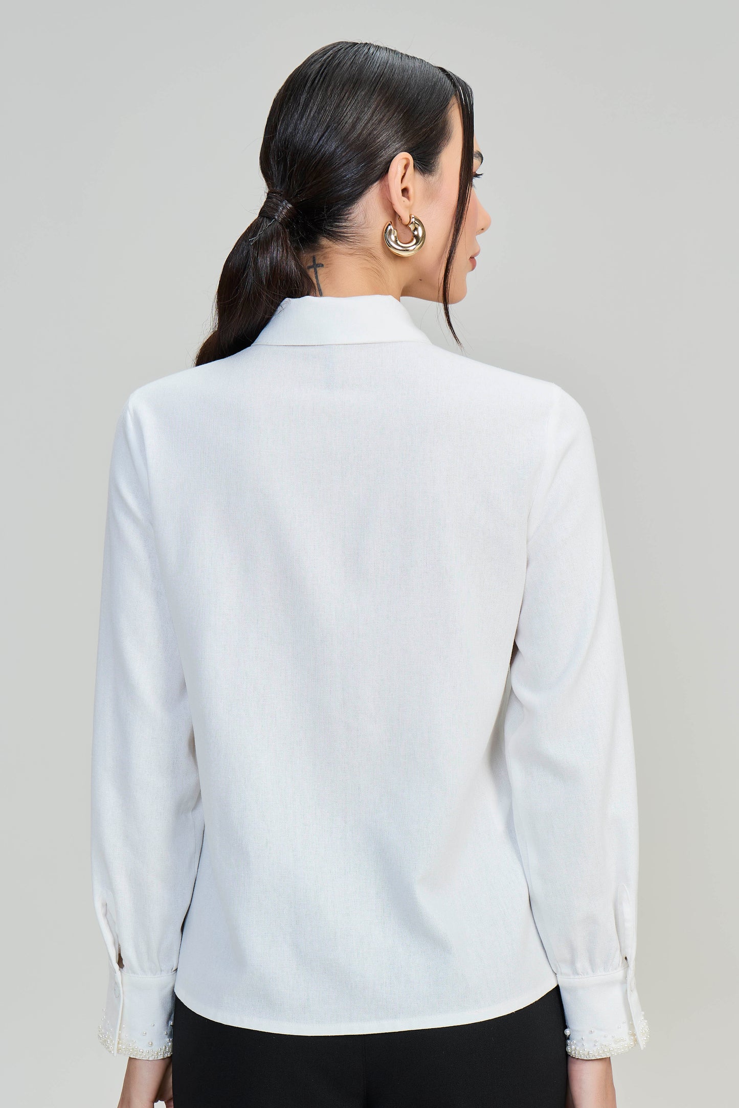 camisa viscose manga longa com perólas