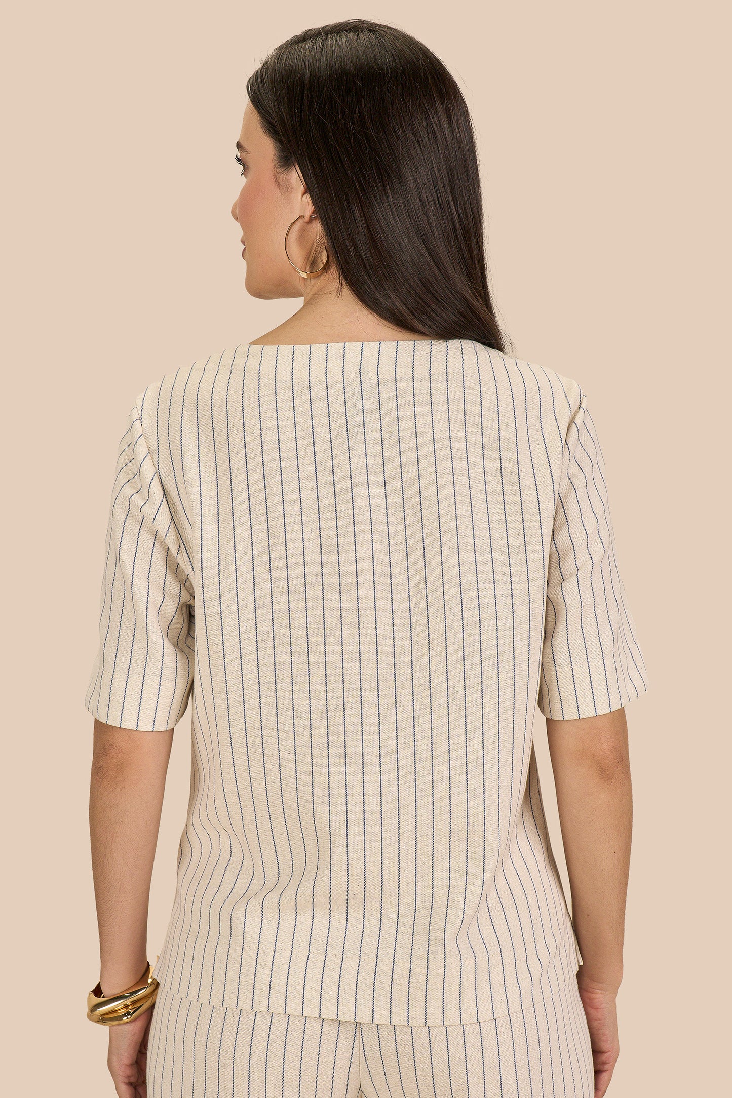 blusa viscose manga curta com abertura