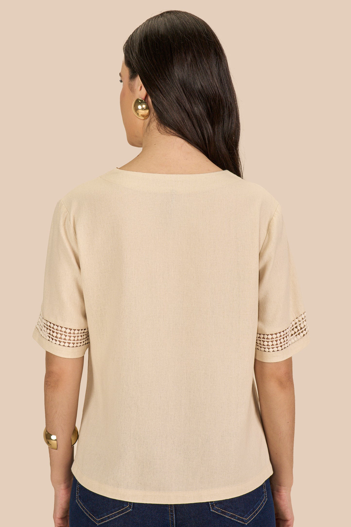 blusa viscose manga curta com entremeios