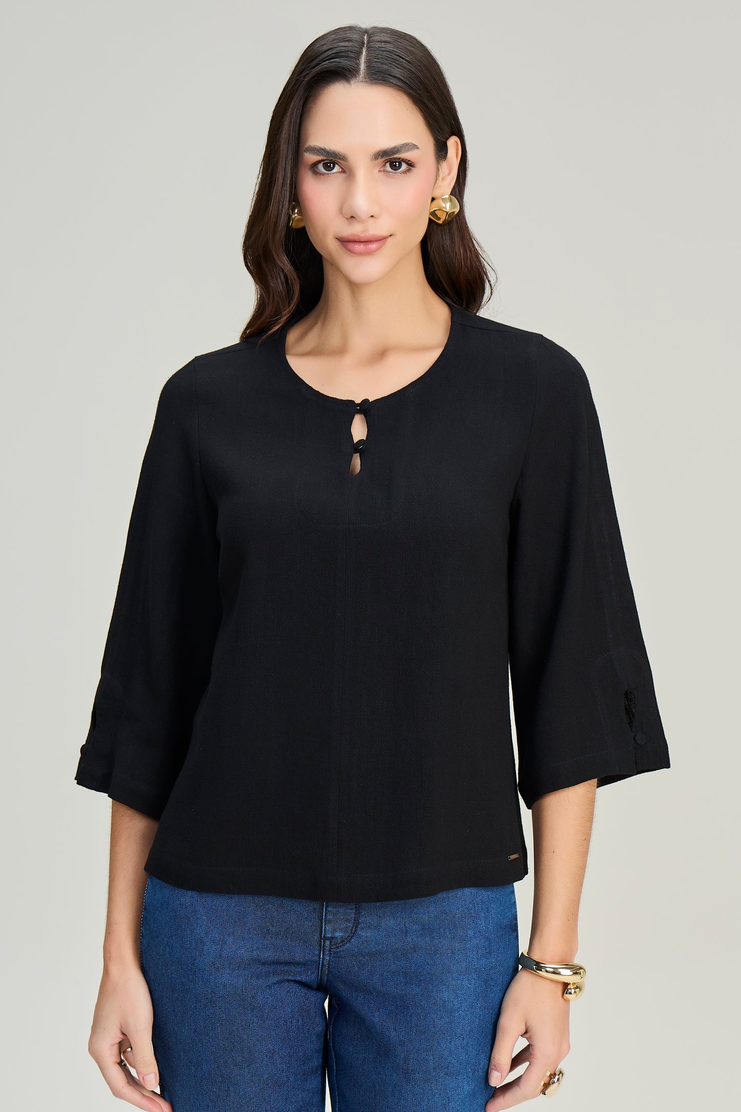blusa viscose manga 3/4 com abertura