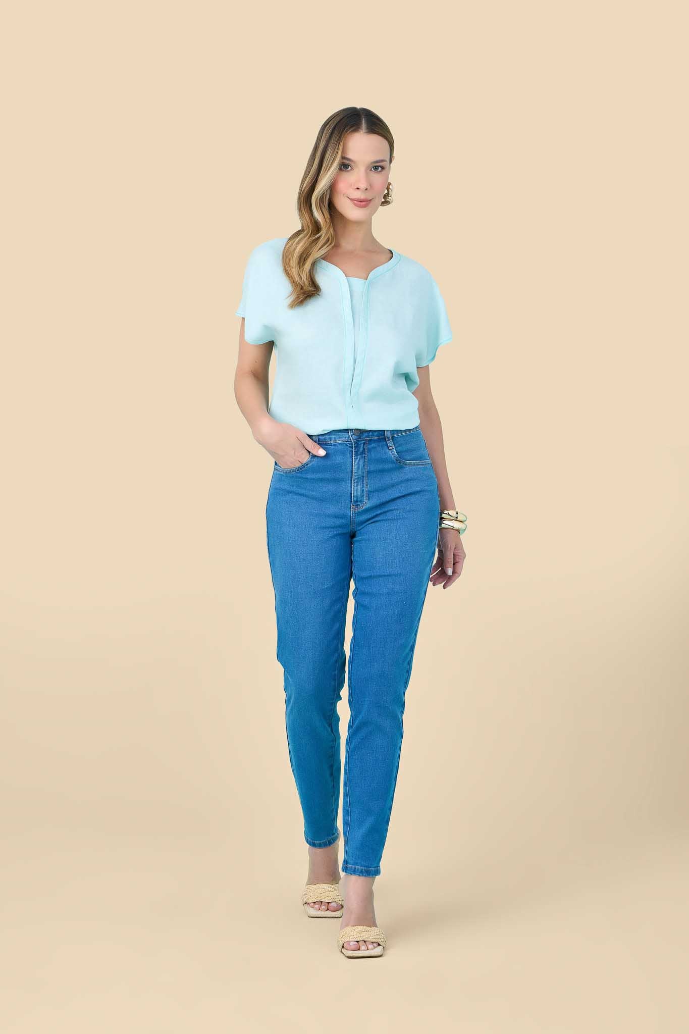 blusa viscose manga curta com detalhe frontal