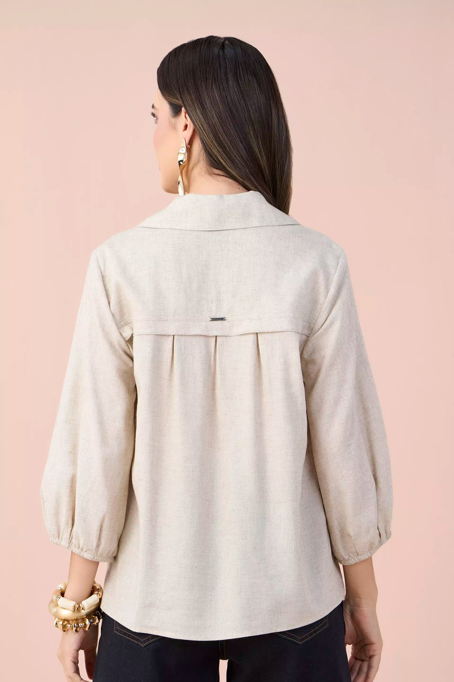 blusa viscose manga 3/4 recorte com pregas