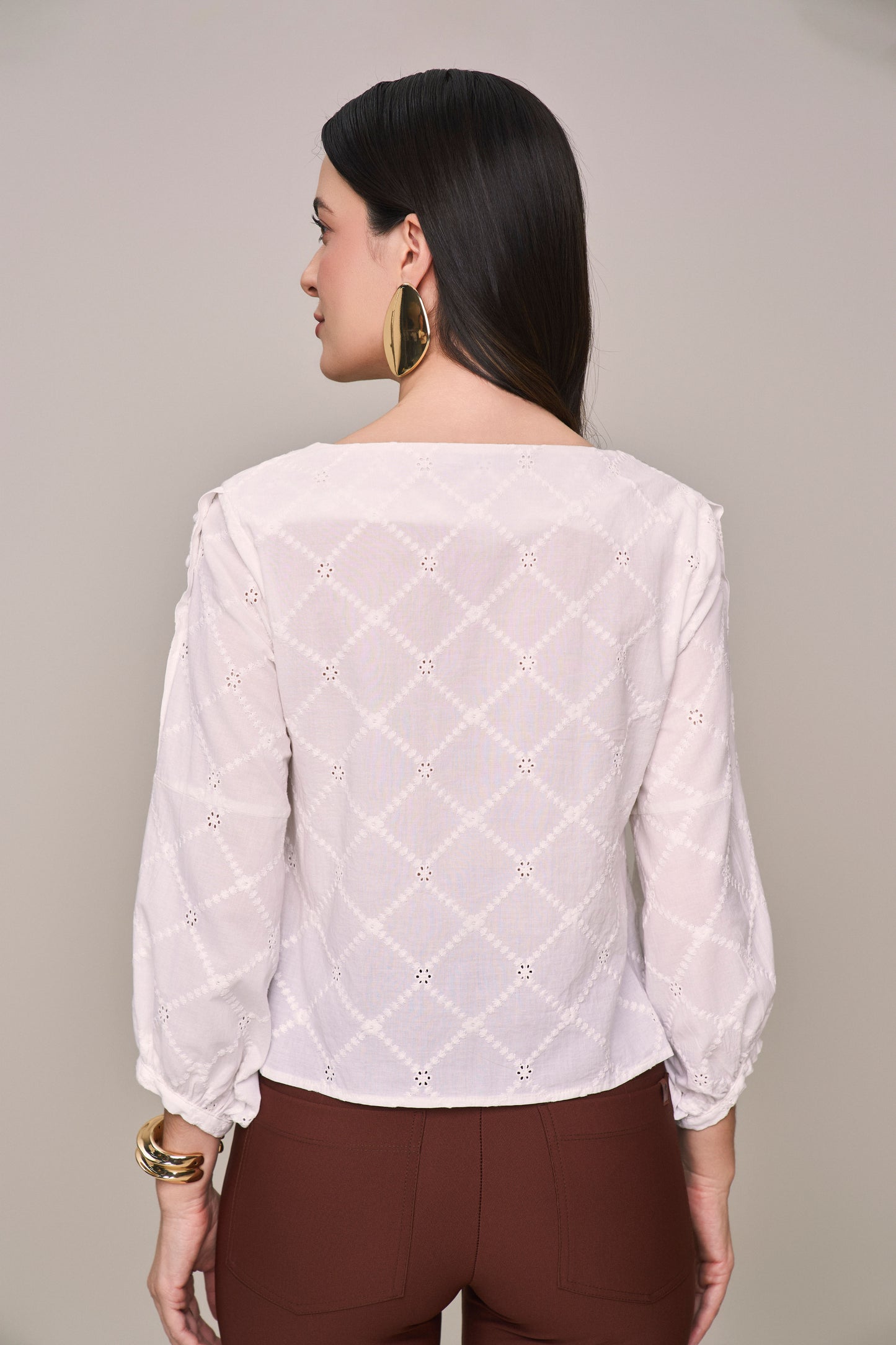 blusa laise manga 7/8 com botões encapados