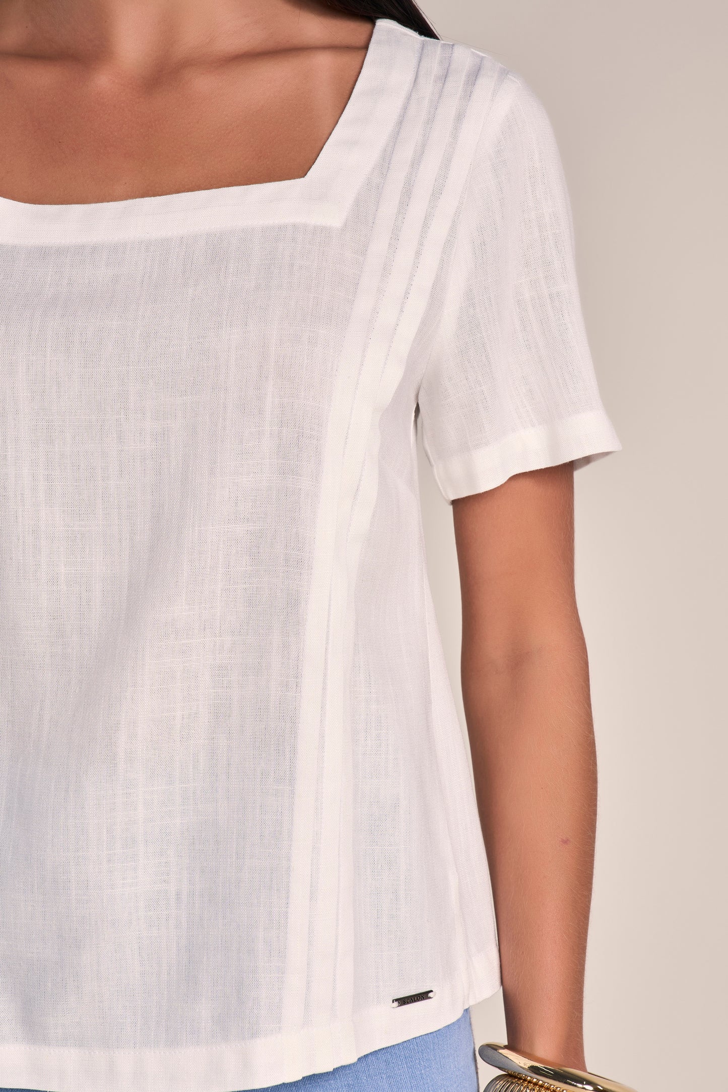 Blusa Viscose Manga Curta com Nervuras