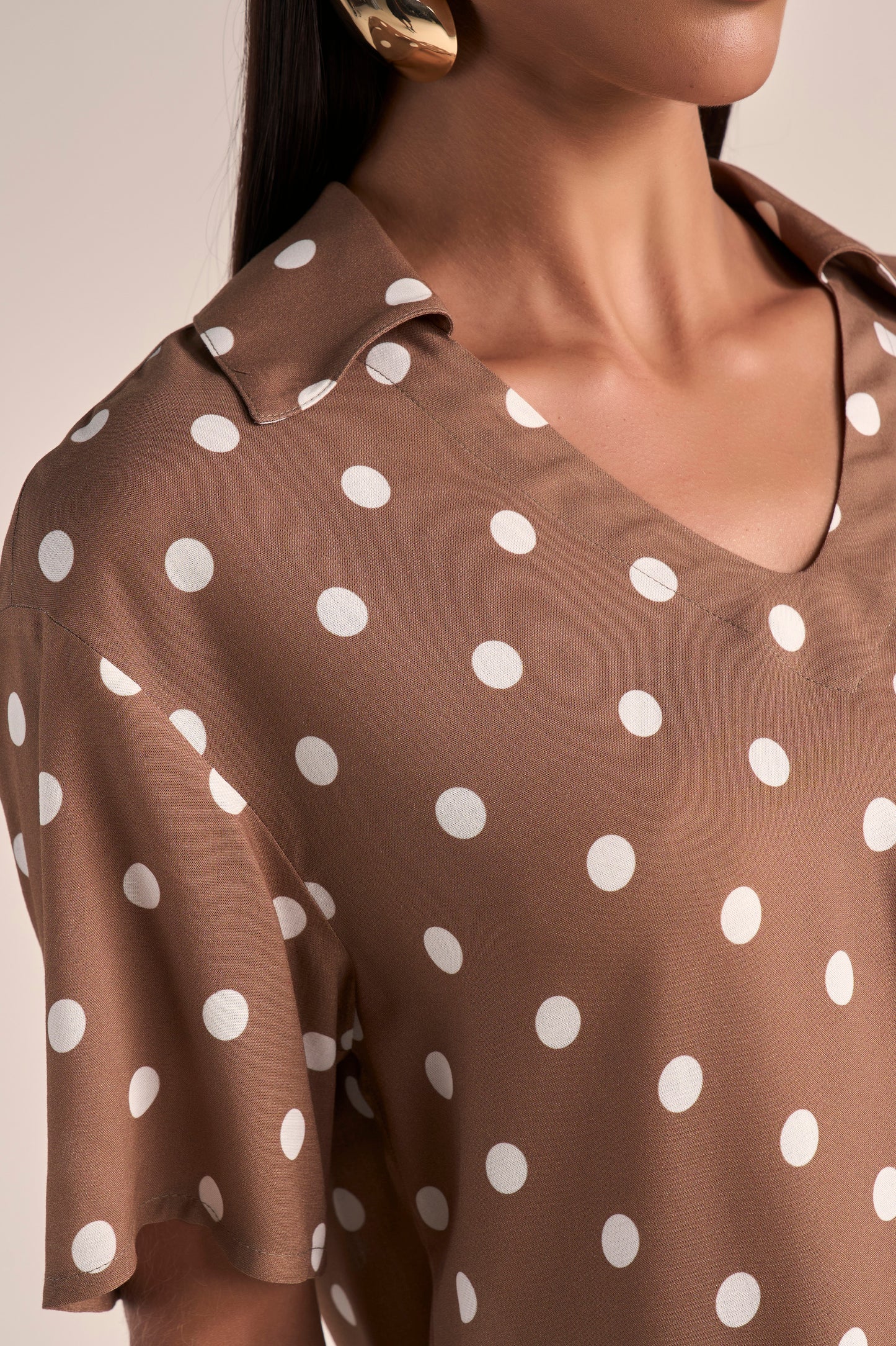 Blusa Viscose Estampada Manga Curta com Gola