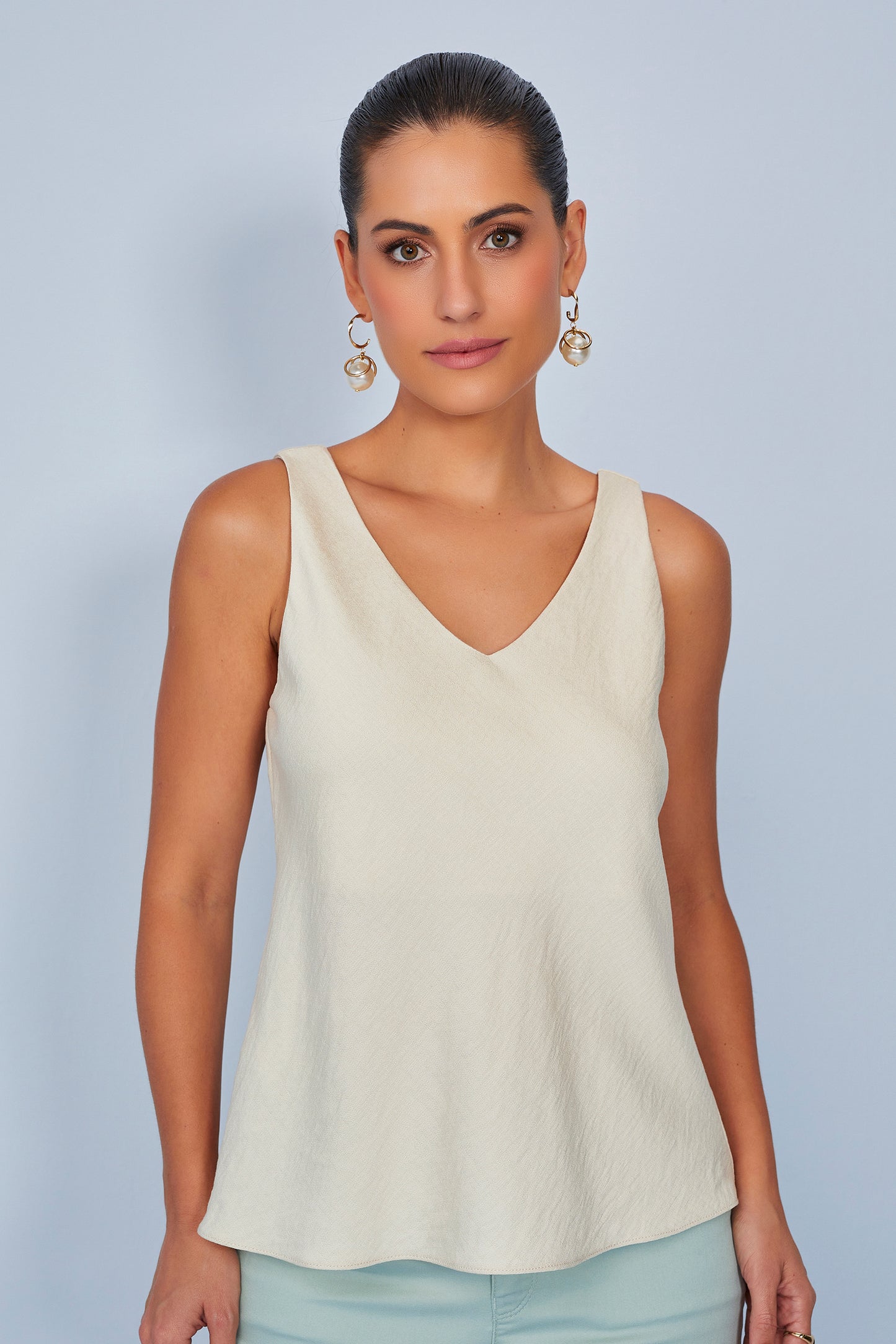 regata viscose alça fina com decote v