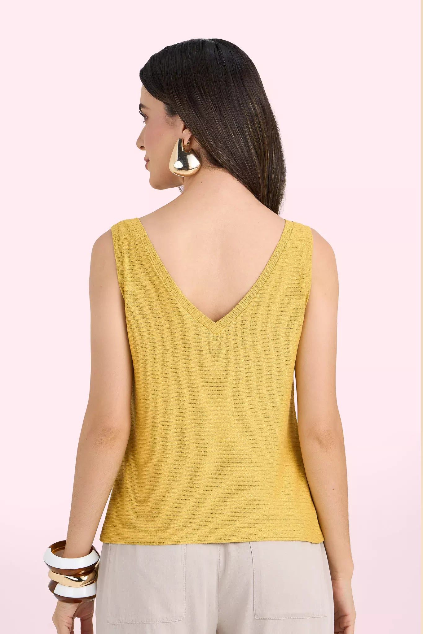 regata malhaalça fina com decote v