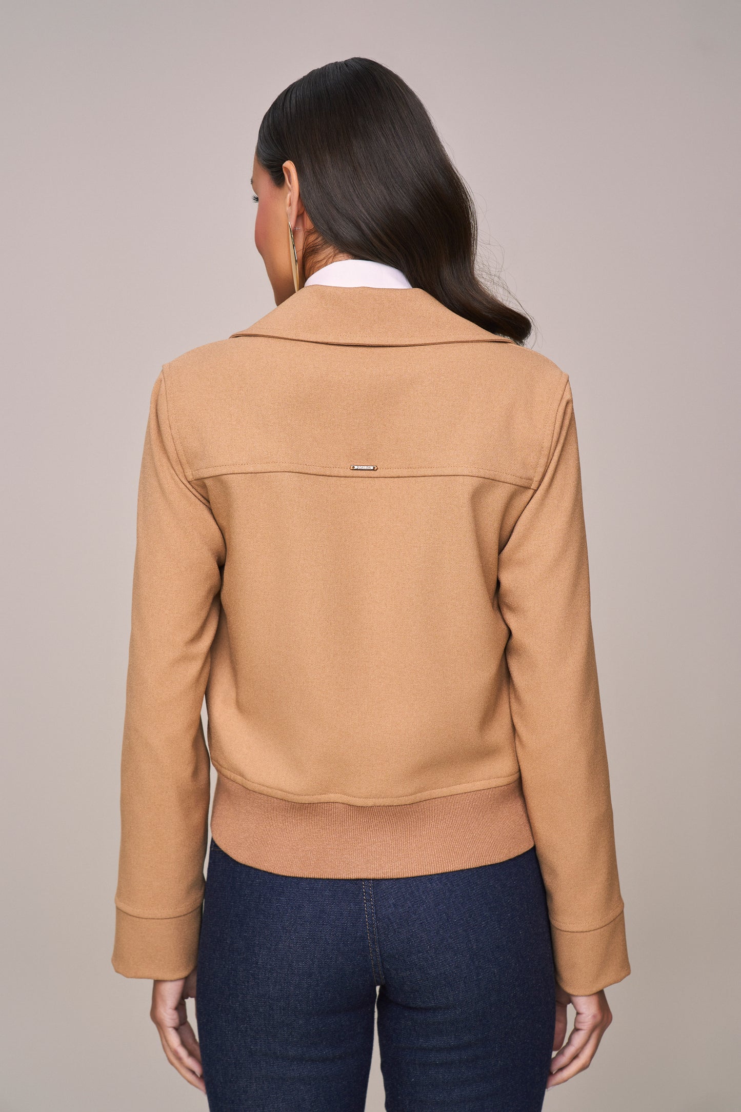 jaqueta crepe manga longa com cós de tricot