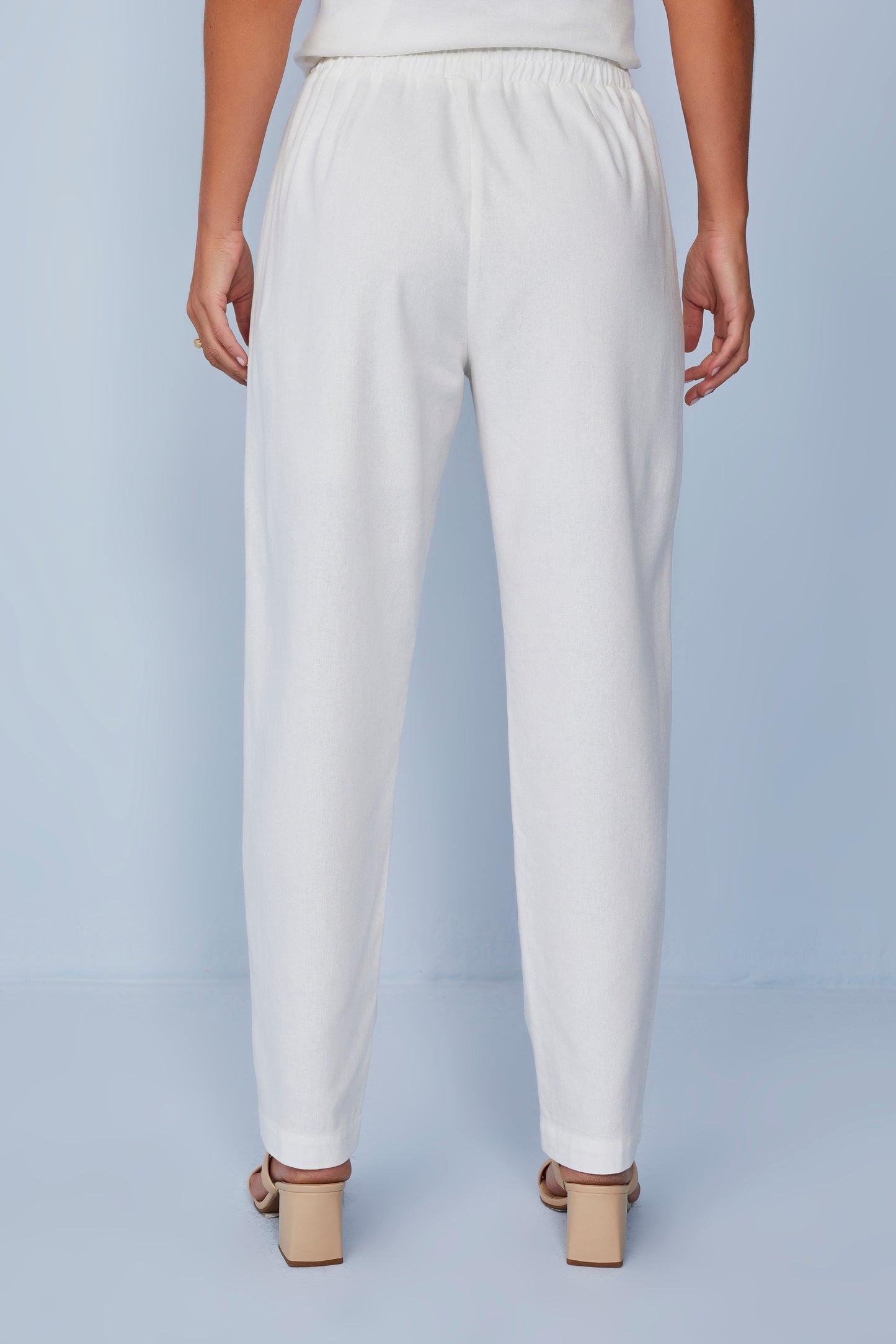 conjunto viscose camisa com entremeio e calça mom cós de elástico