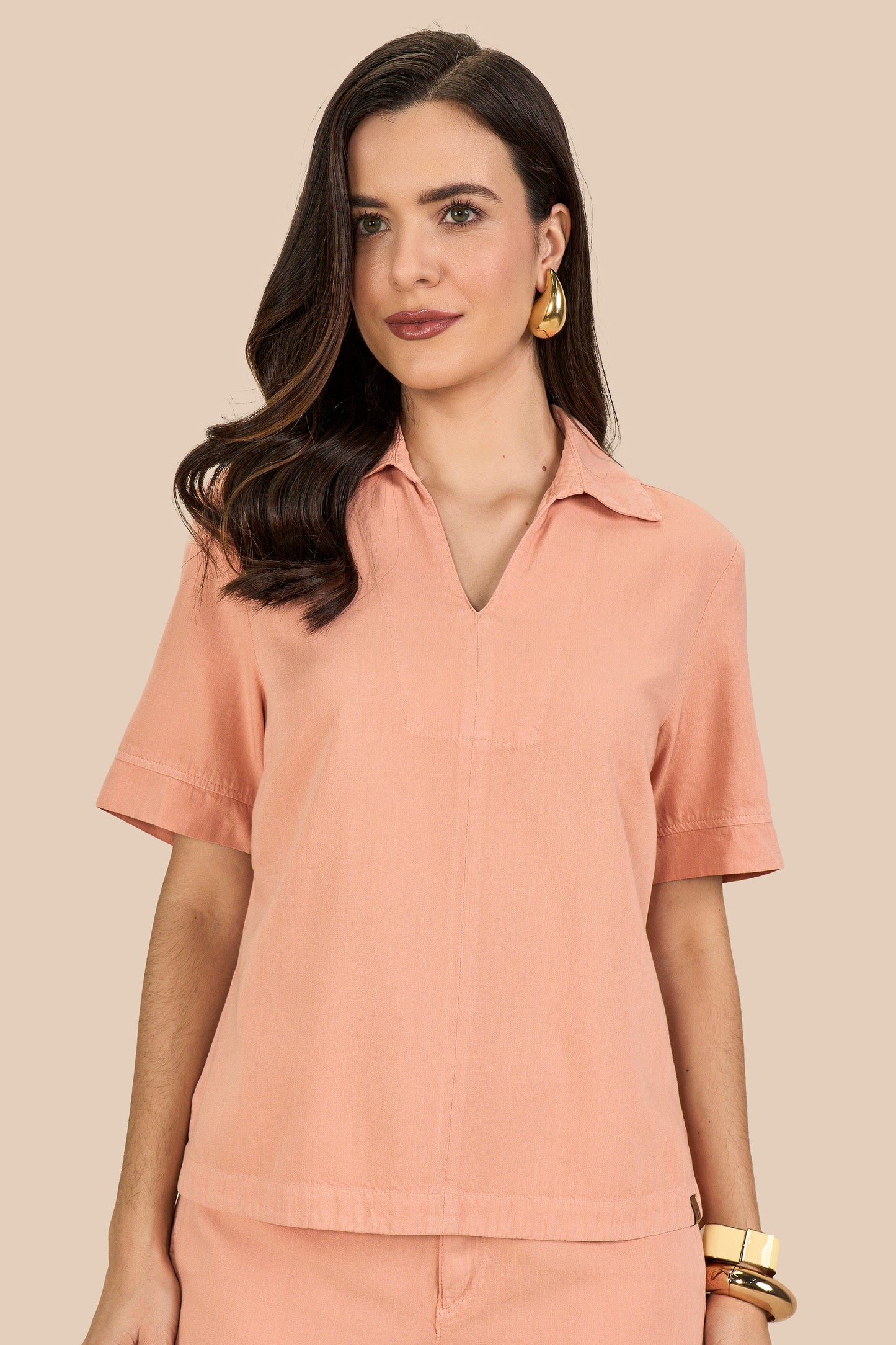 conjunto sarja blusa manga curta e calça pantalona