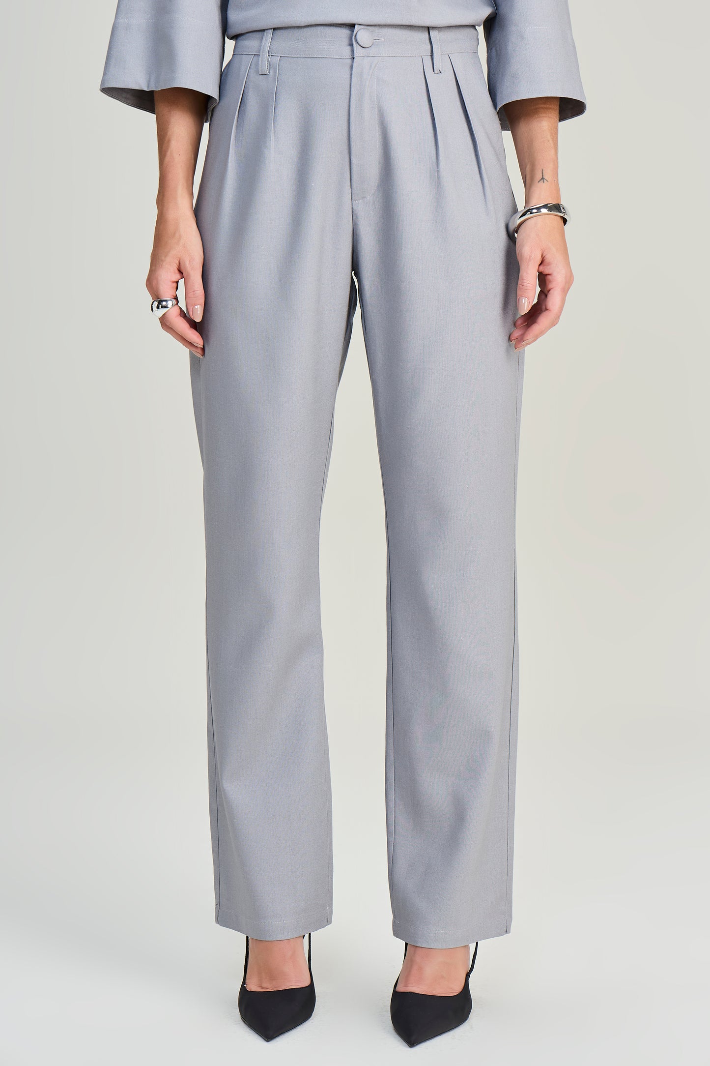 conjunto viscose blusa manga 3/4 com transpasse e calça reta com elástico