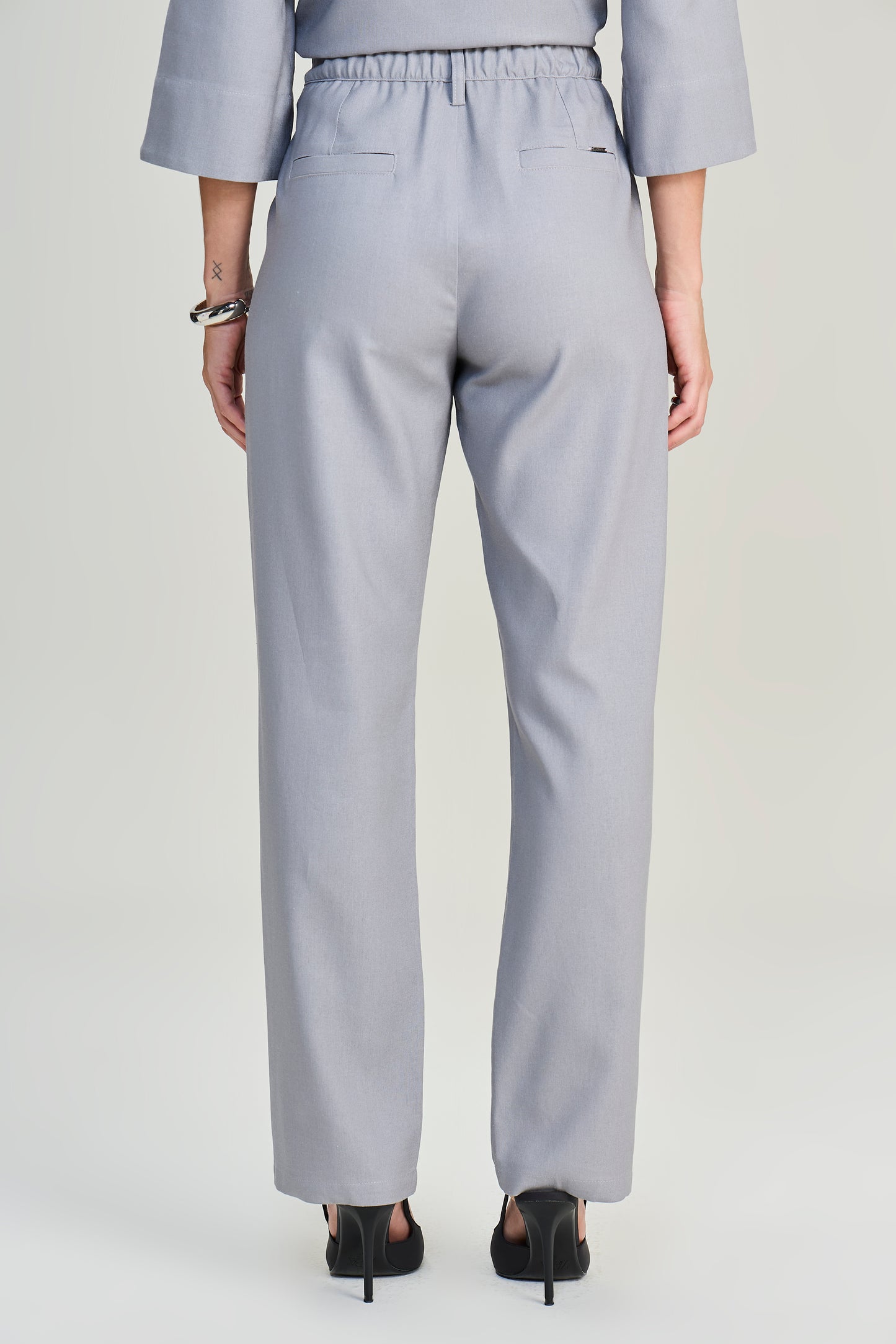 conjunto viscose blusa manga 3/4 com transpasse e calça reta com elástico