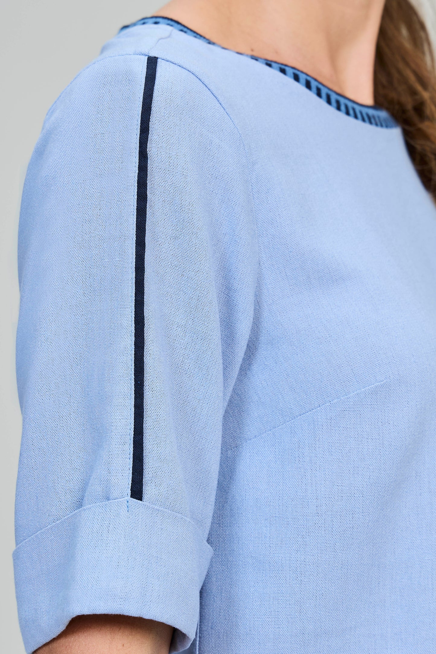 conjunto viscose blusa manga curta e calça pantalona com faixa