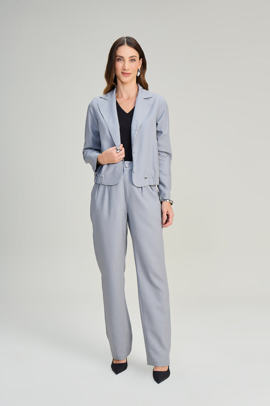 conjunto viscose jaqueta manga longa e calça reta com detalhe passante