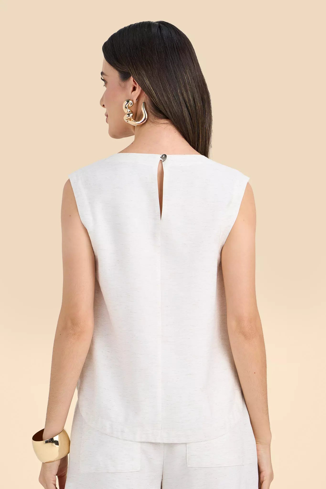 conjunto viscose regata alça larga e bermuda midi cintura intermediária