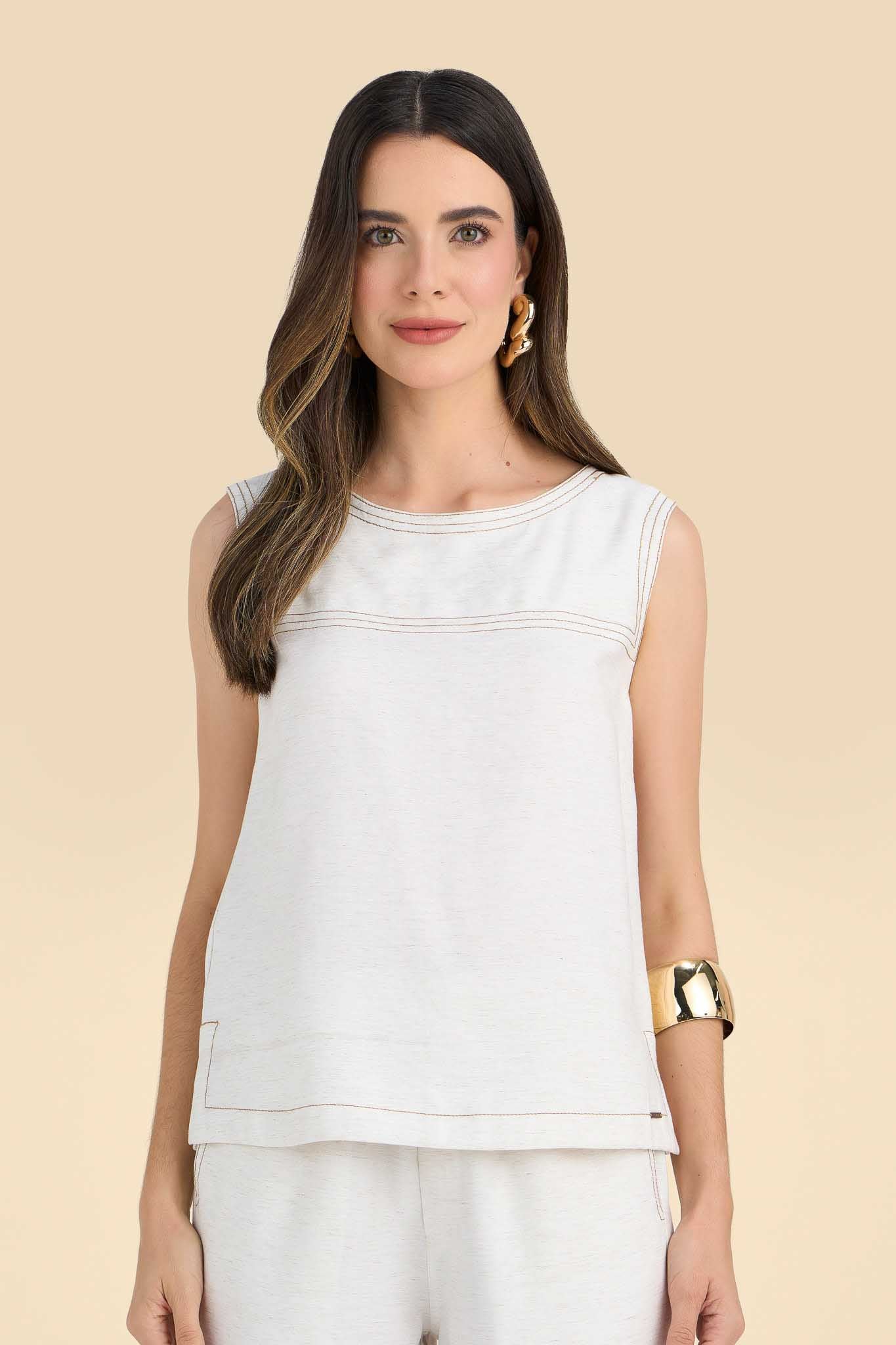 conjunto viscose regata alça larga e calça pantcropped pespontos em contraste