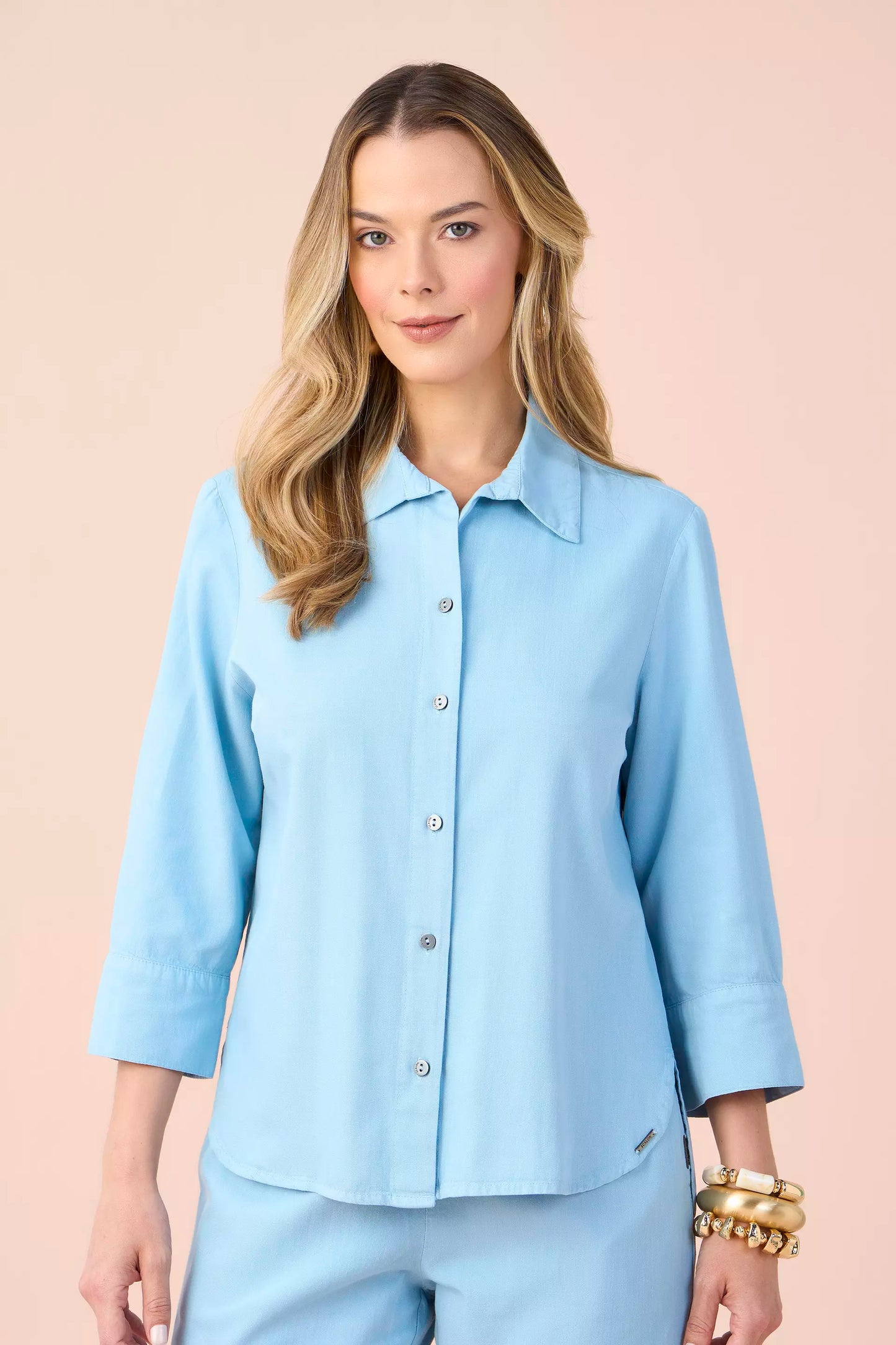 conjunto sarja camisa manga 3/4 e calça mom cós de elástico