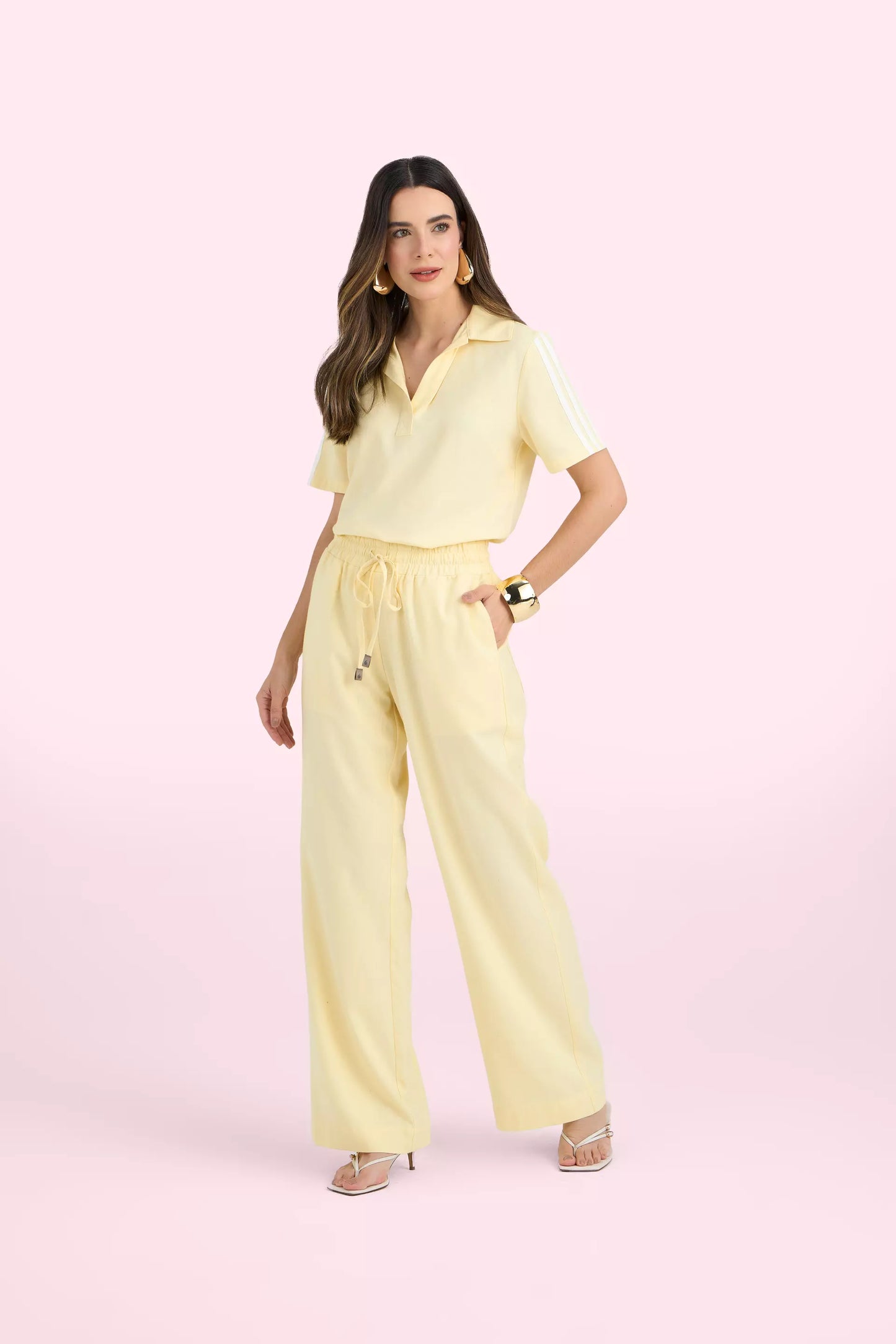 conjunto viscose blusa manga curta e calça pantalona com cós de elástico