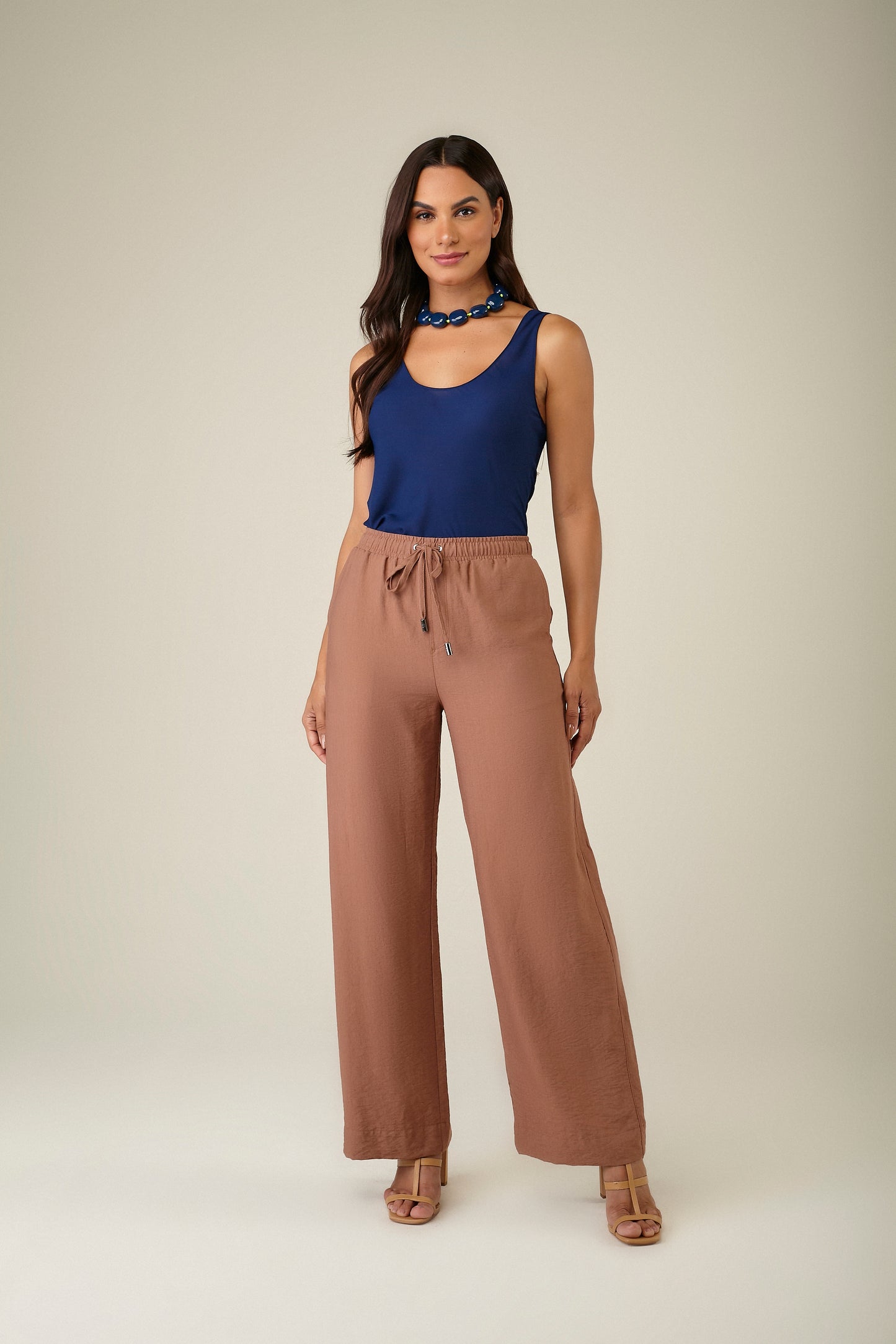 calça viscose pantalona cintura intermediária comfort