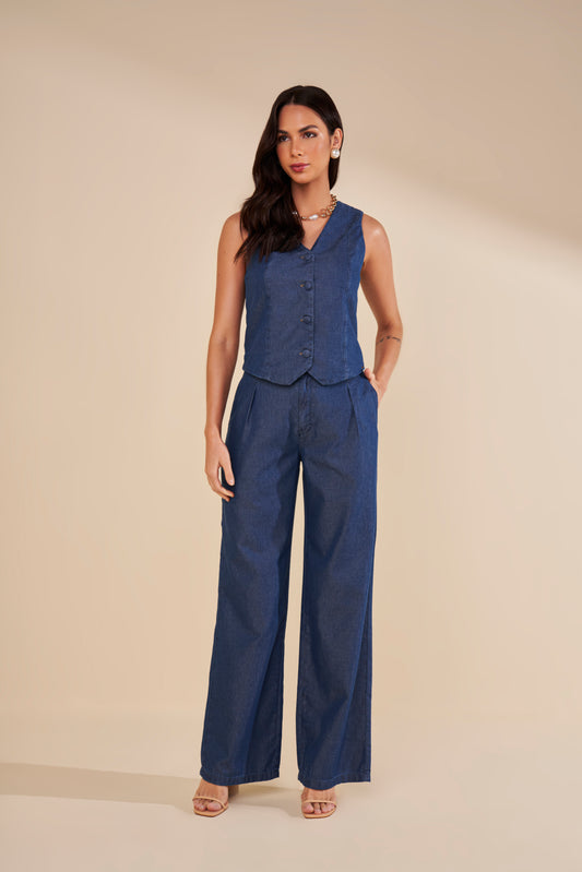 calça jeans pantalona cintura intermediária com pregas
