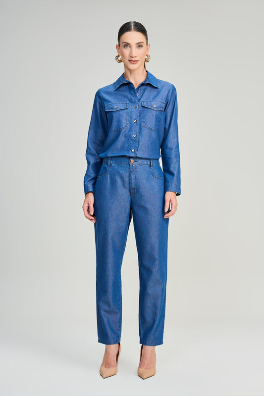 calça jeans mom cintura intermediária com cós de elástico