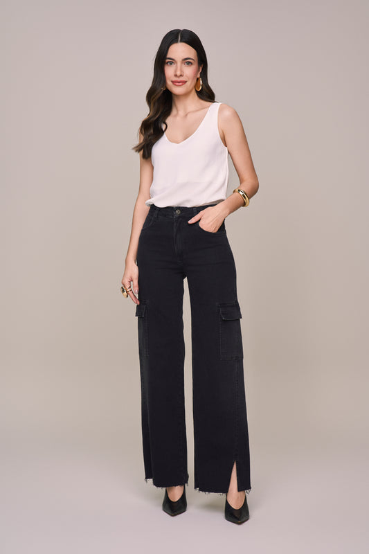 calça jeans black wide leg cintura intermediaria com bolsos cargo