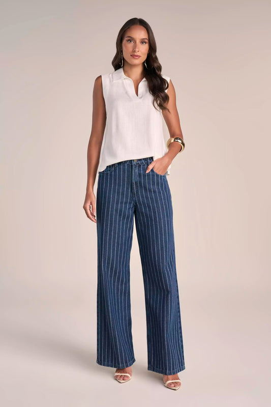 Calça Jeans Wide Leg Cintura Intermediária Listrada com Detalhe Ajustável