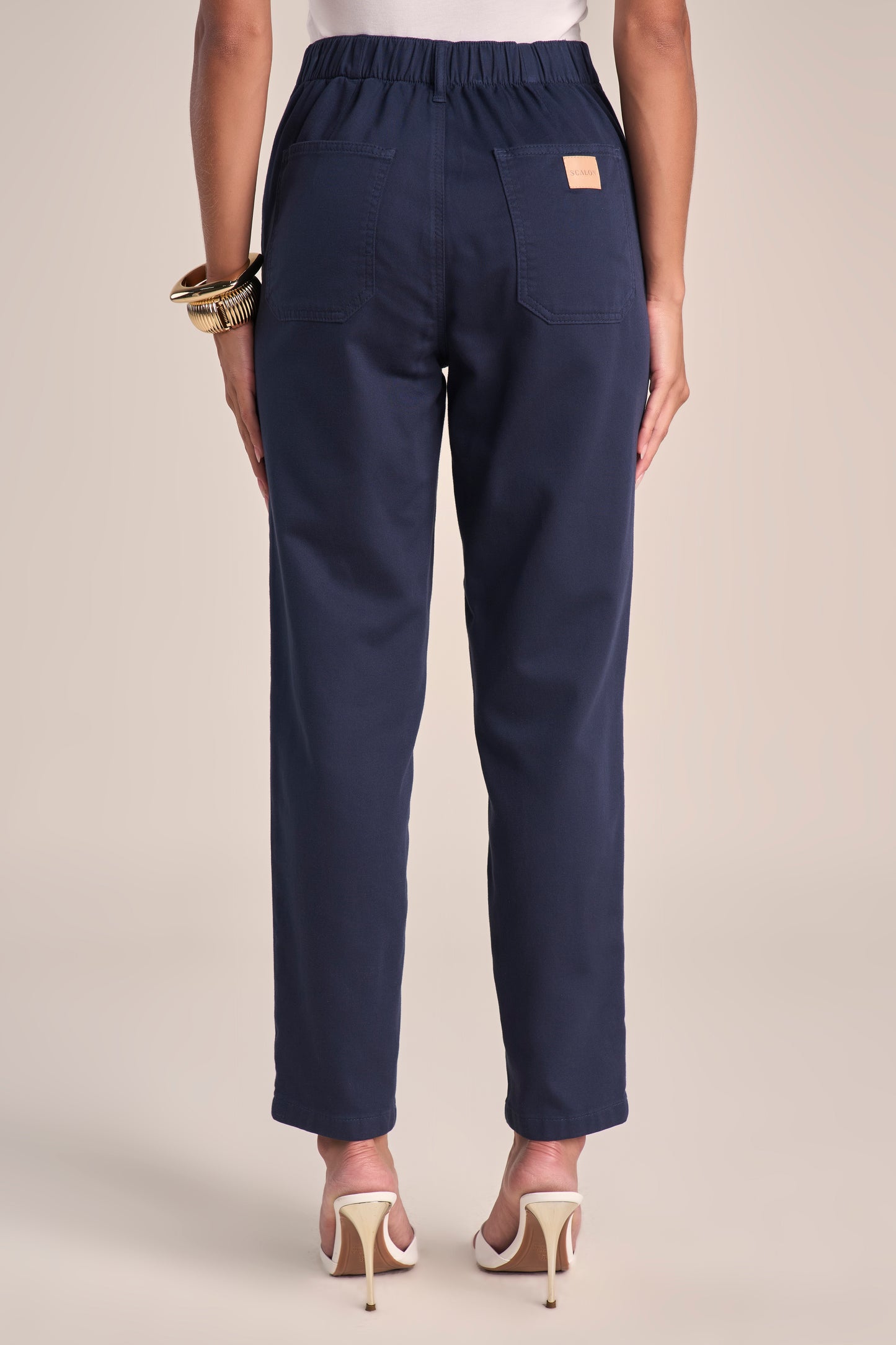 Calça Sarja Color Mom Cintura Intermediária Cós de Elástico