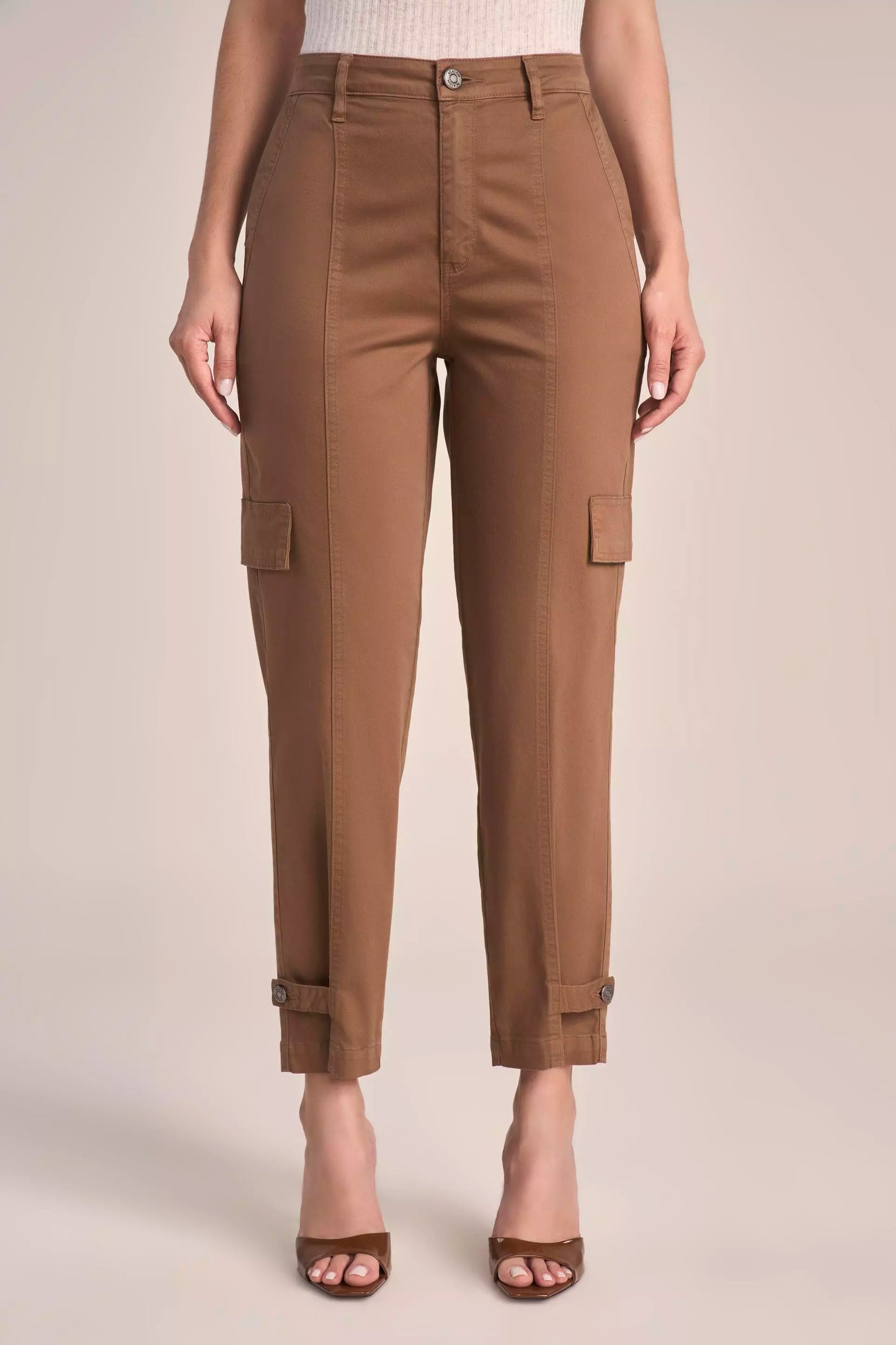 Calça Sarja Color Mom Cintura Intermediária com Martingale