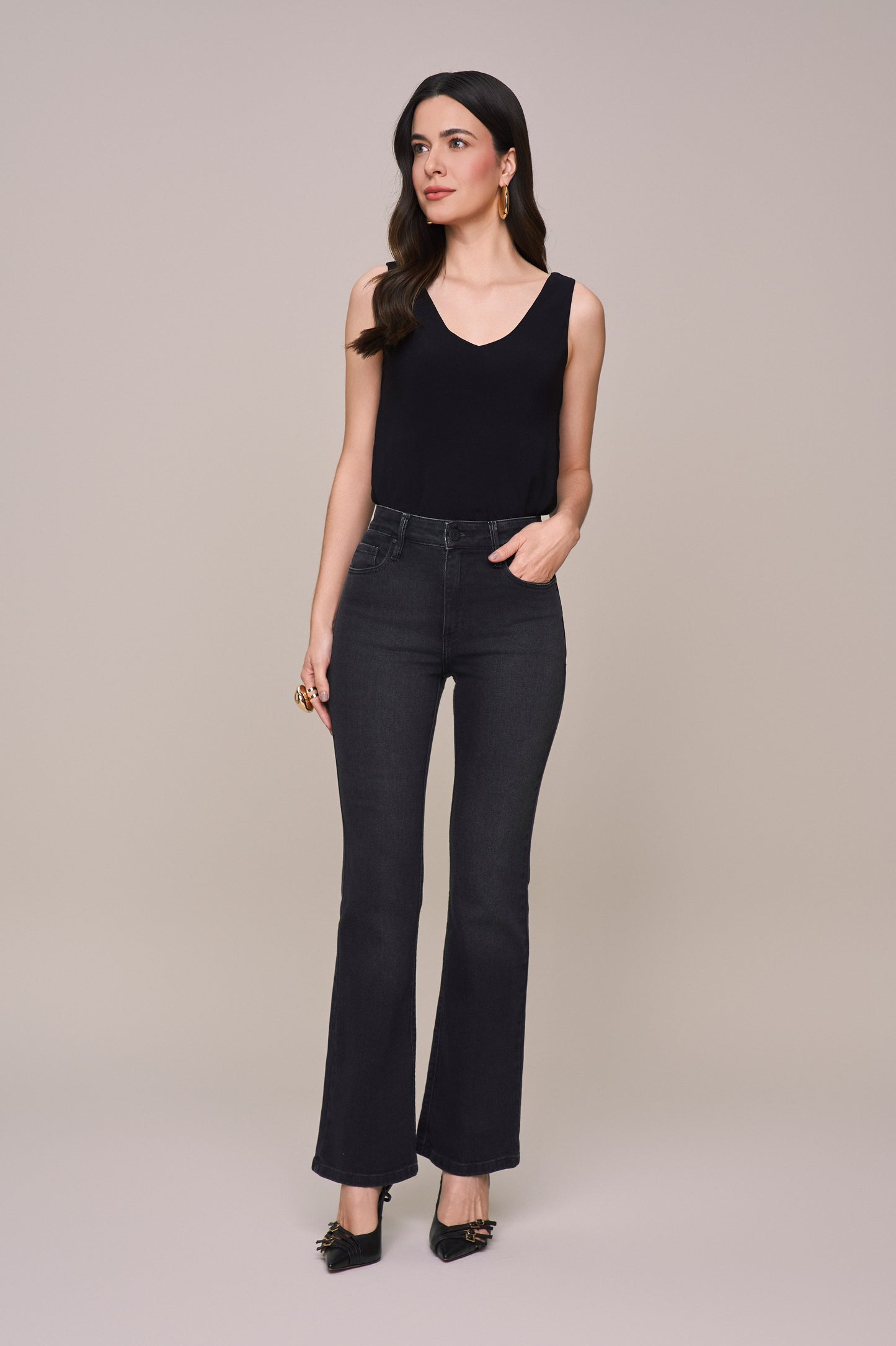 calça jeans black boot cut cintura intermediaria tradicional