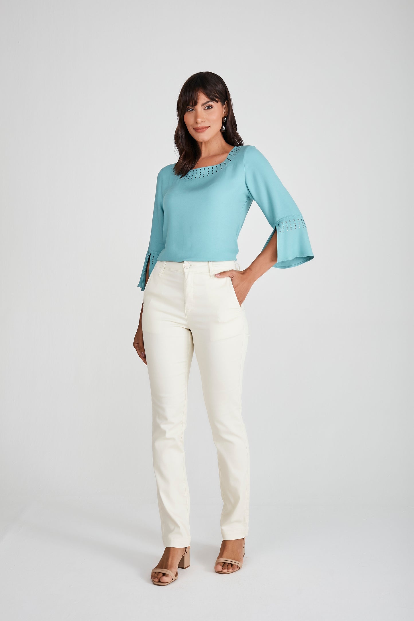 calça sarja color reta cintura intermediária alfaiataria